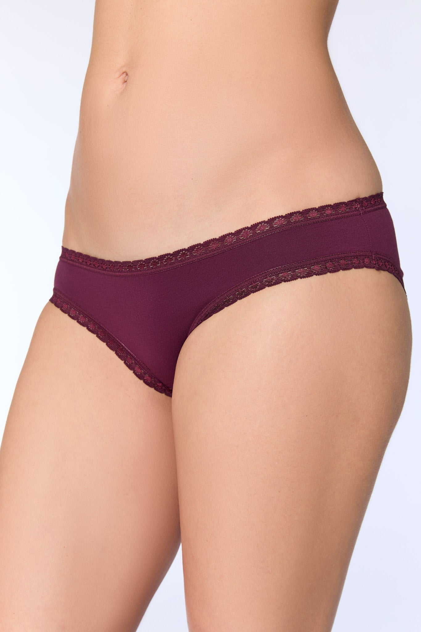 Bio-Baumwoll-Slip mit Spitze - Evermind.eco