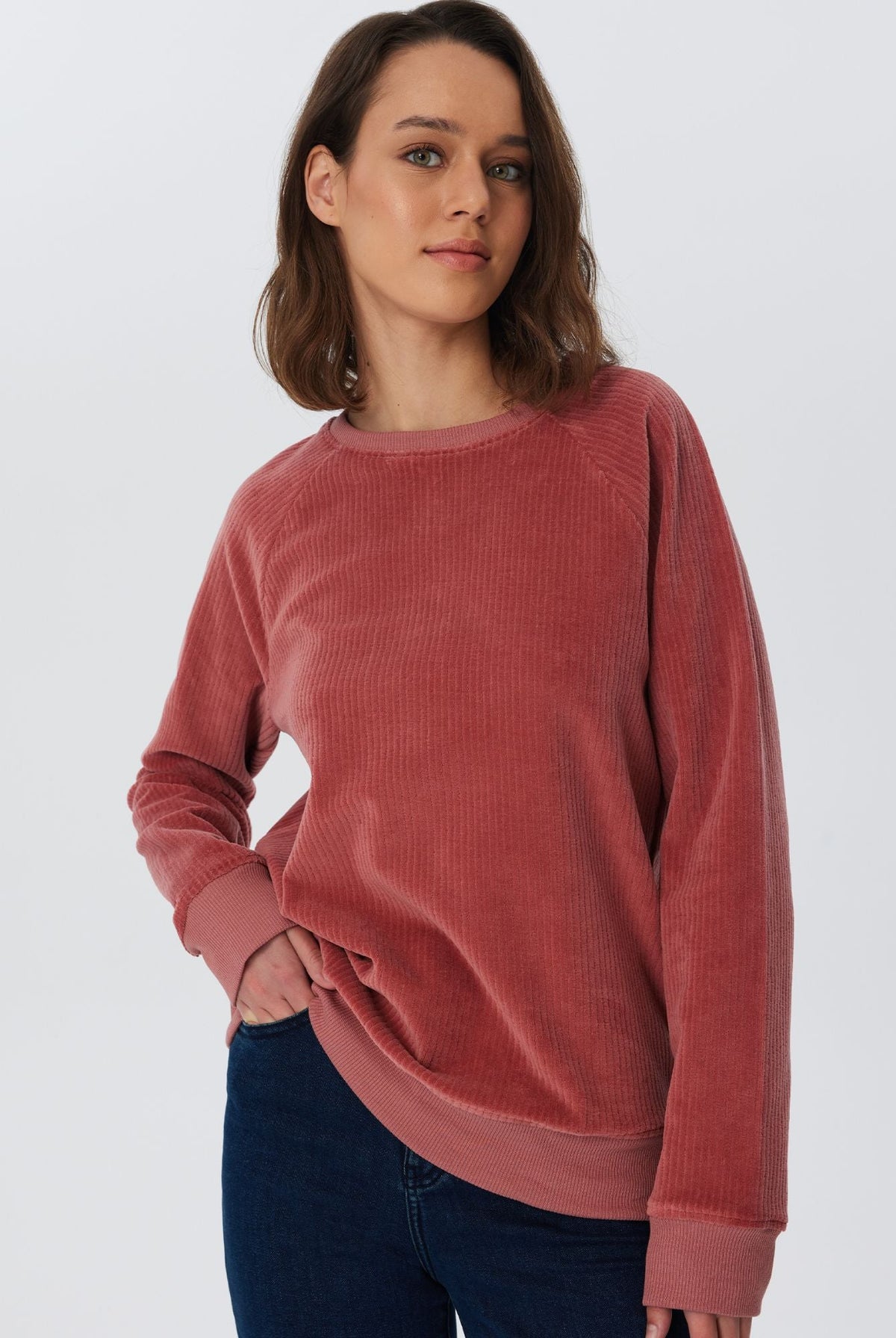 Damen Bio-Baumwoll Nicki-Cord Sweatshirt - Evermind.eco