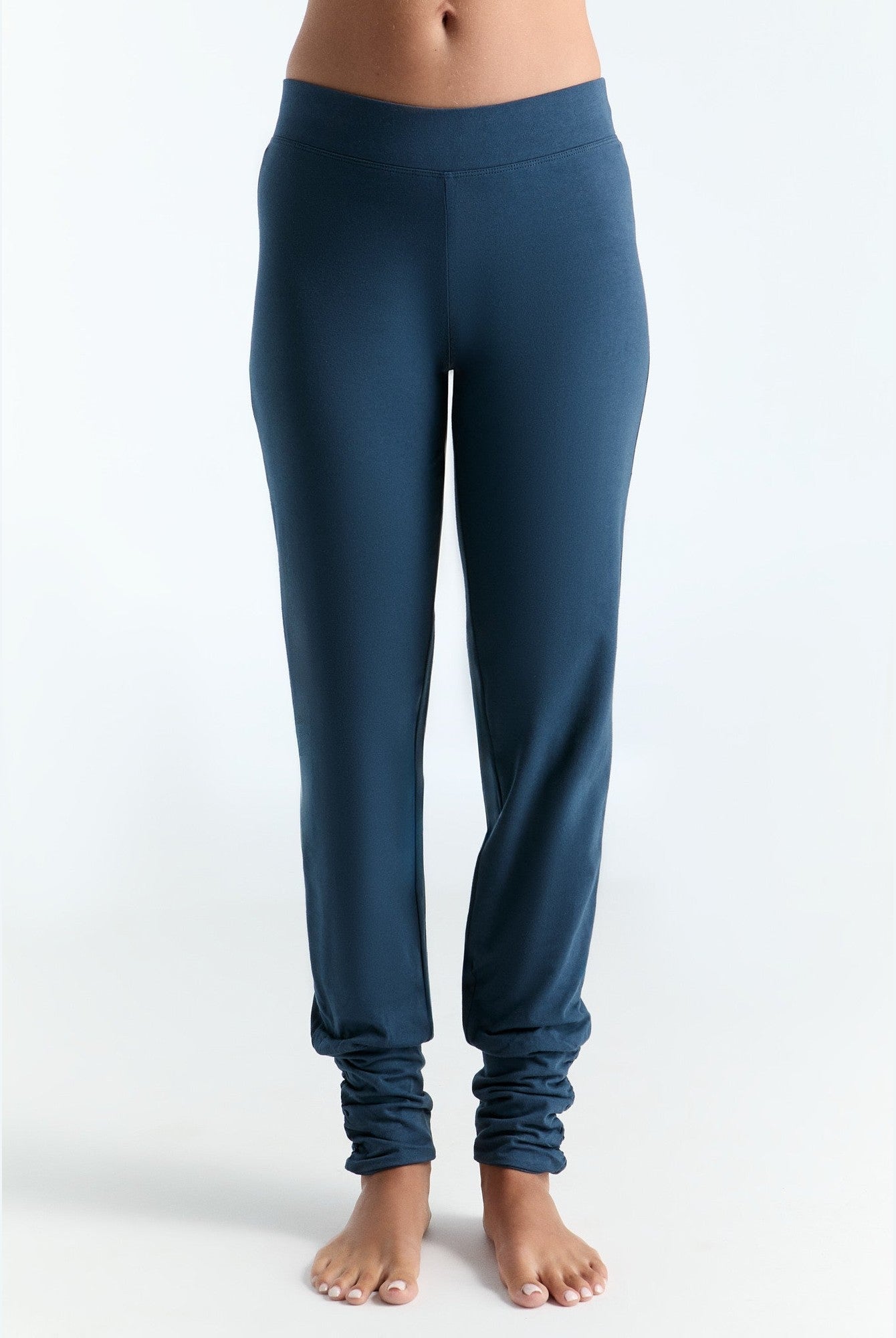 Damen Bio-Baumwoll Yogahose - Evermind.eco