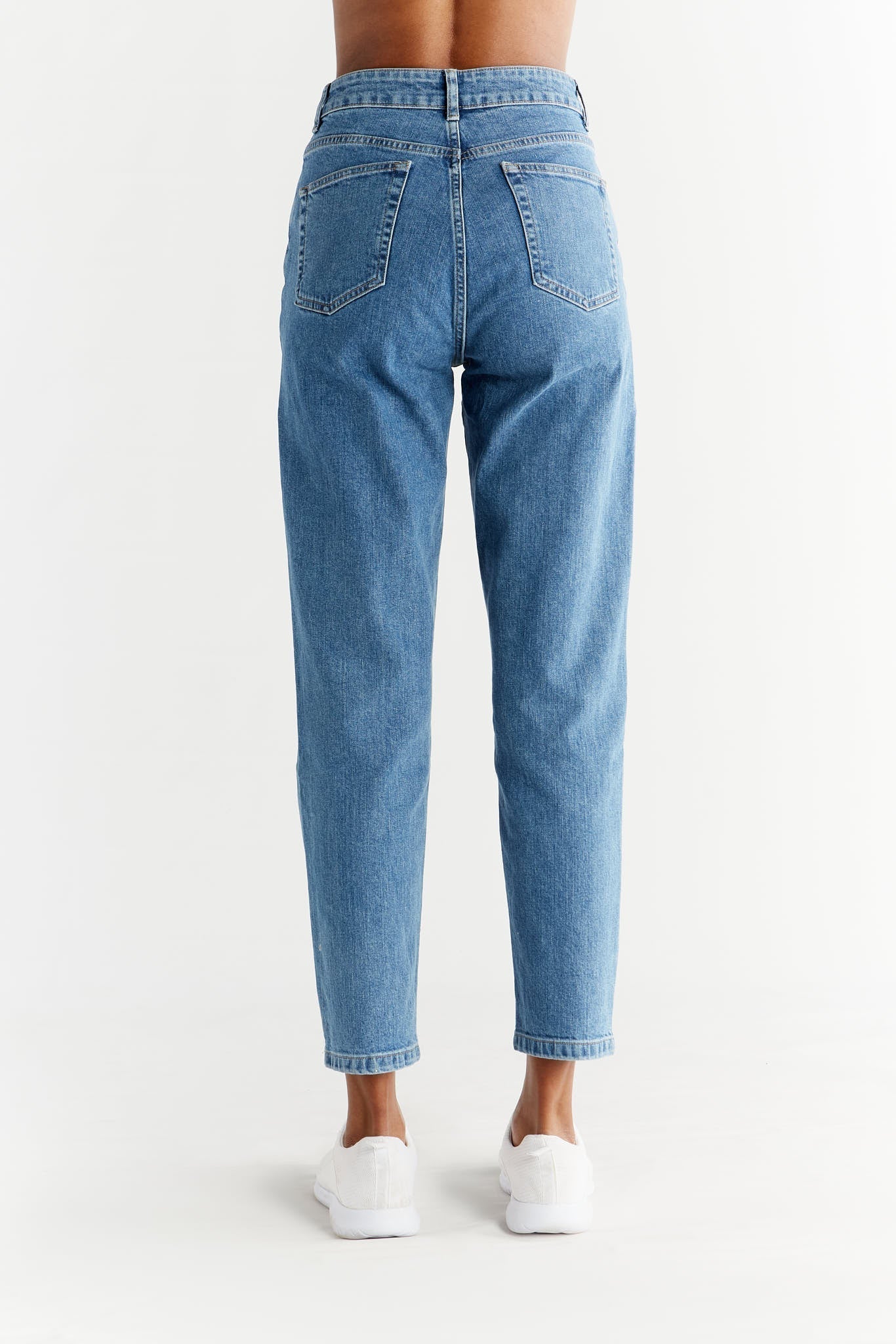 Damen Momfit Jeans aus Bio-Baumwolle - Evermind.eco
