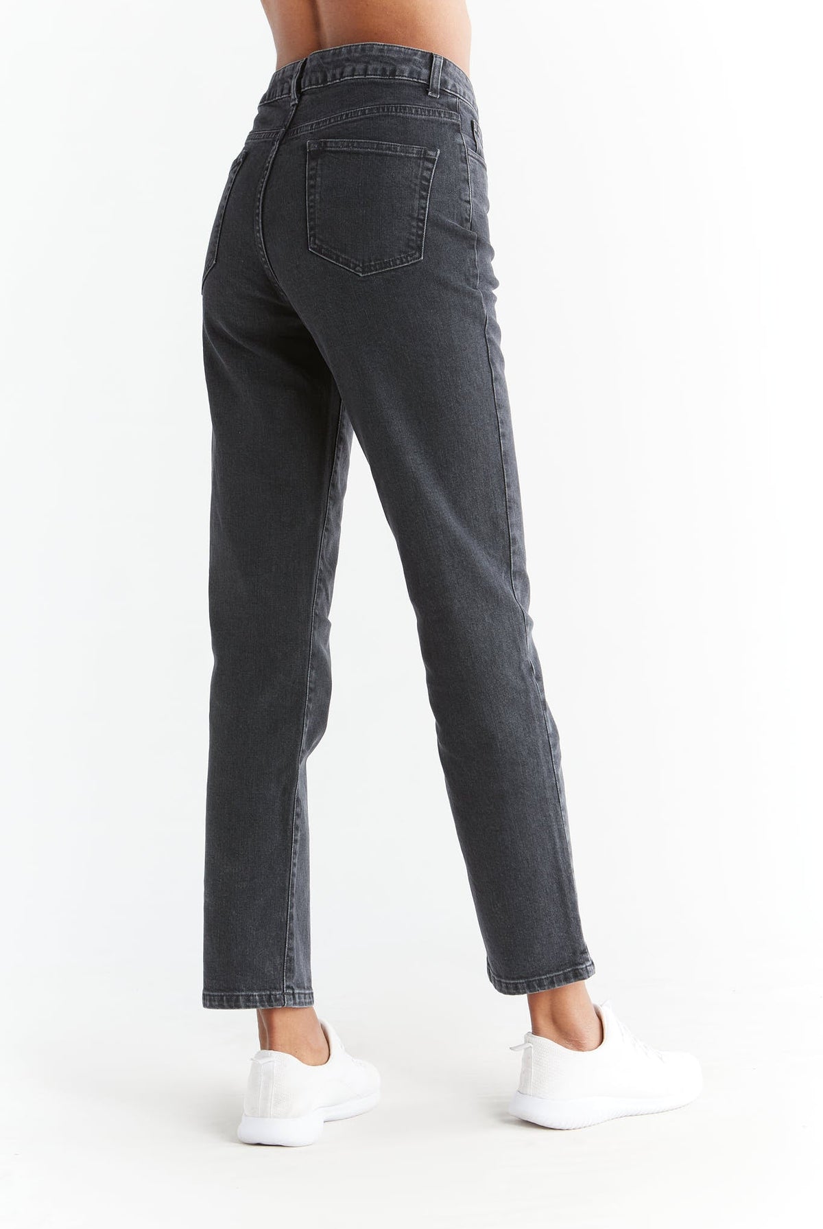 Damen Regular Fit Jeans aus Bio-Baumwolle - Evermind.eco