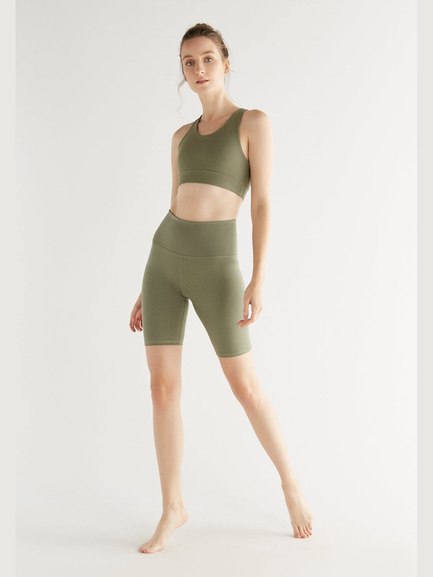 Damen Yoga Top recycelt - Evermind.eco