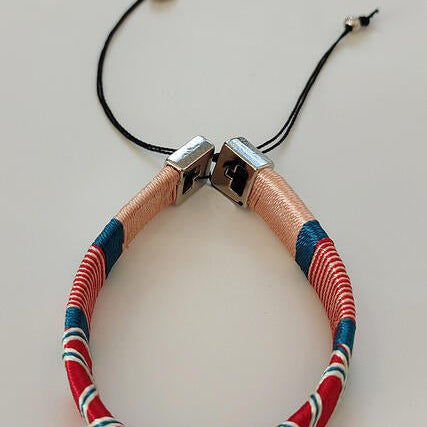 Handgemacht BioStyle Armband – Farbenfrohe Eleganz - Evermind.eco