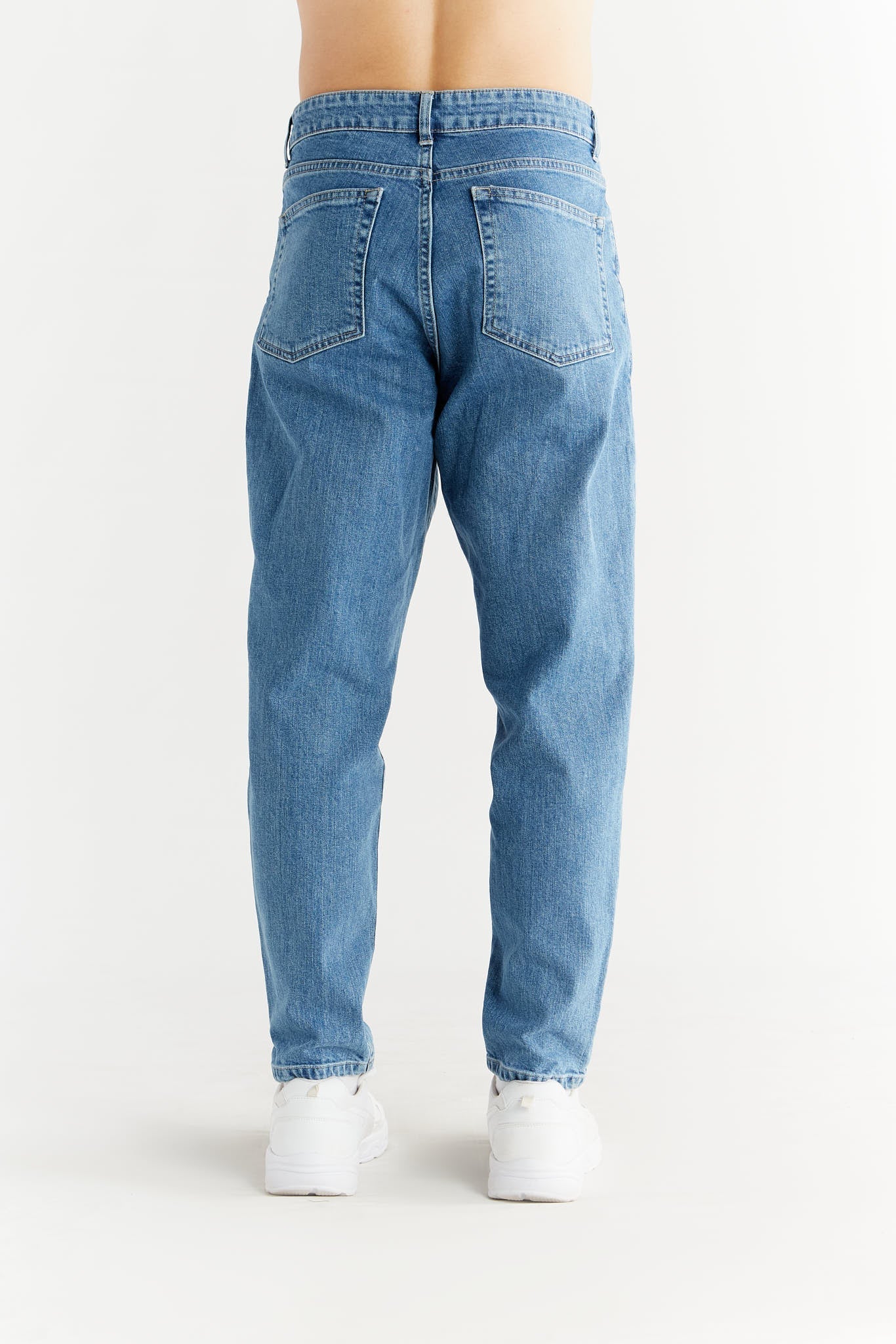 Herren Carrot Fit Jeans aus Bio-Baumwolle - Evermind.eco