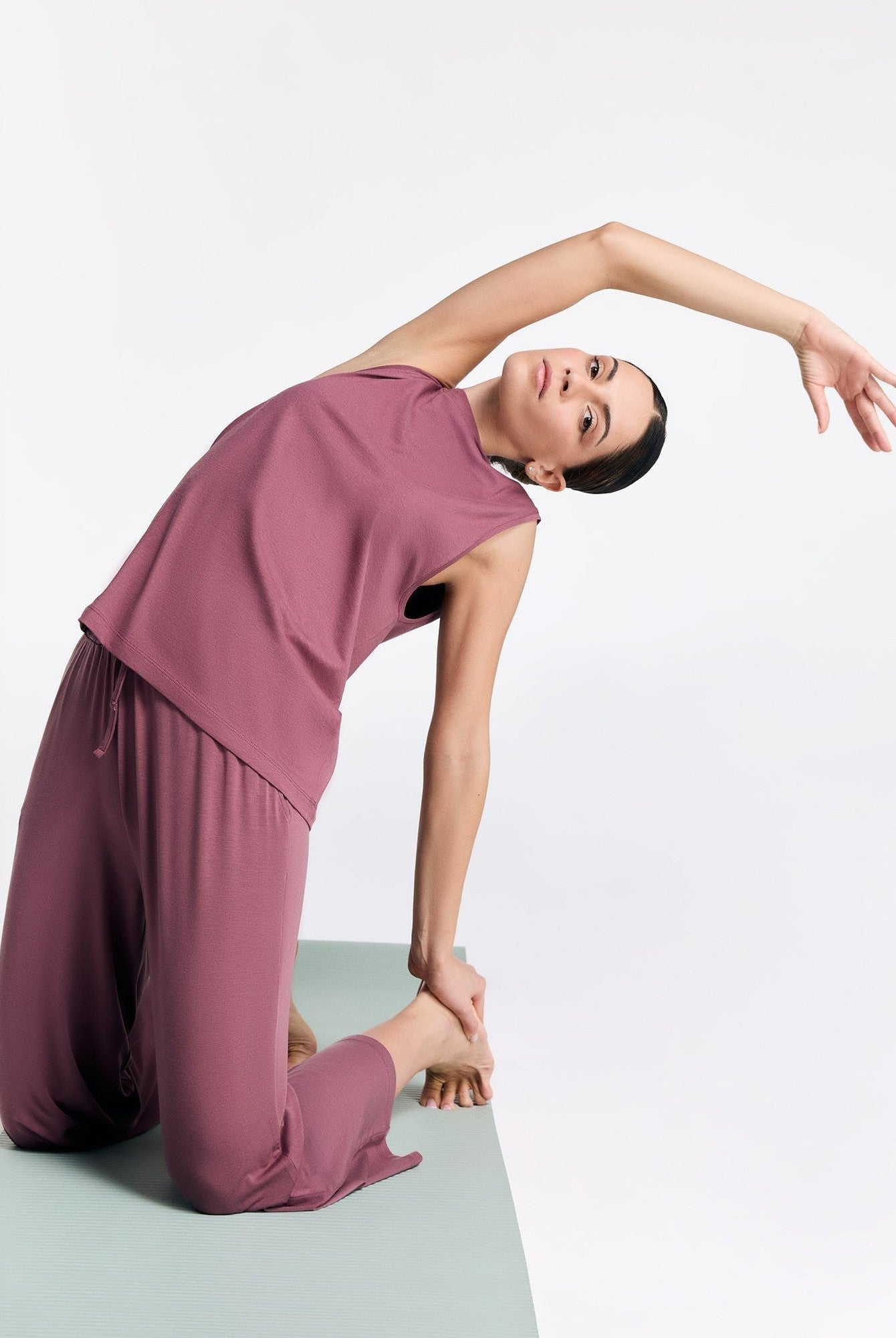 TENCEL™ Modal Damen Top hochgeschlossen - Evermind.eco