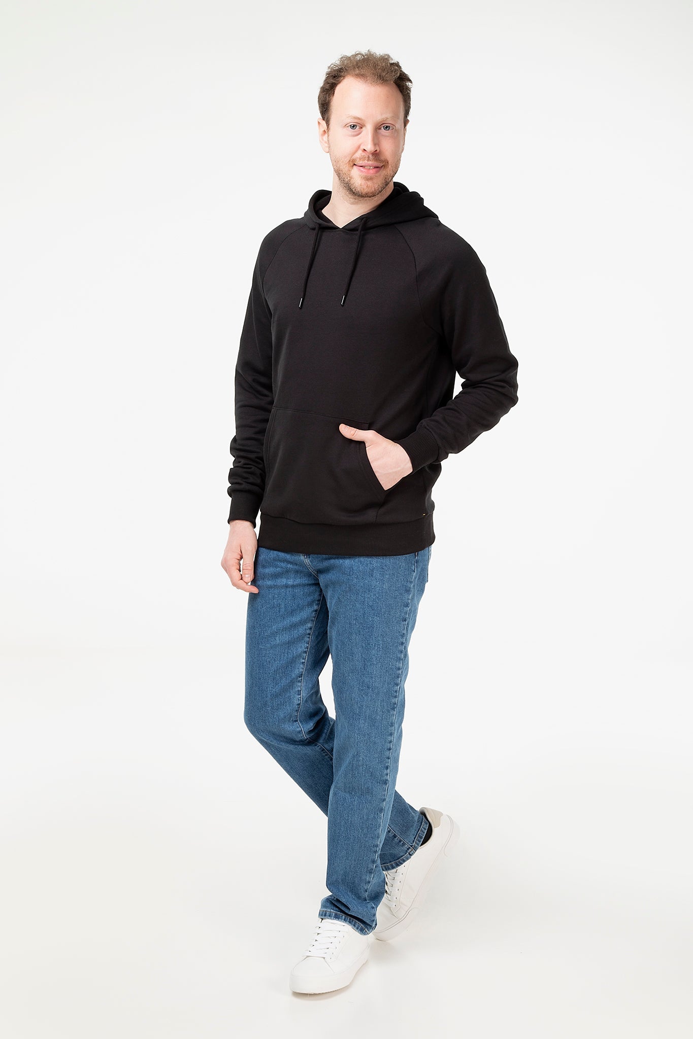 Unisex Raglan Hoodie aus Bio-Baumwolle - Evermind.eco