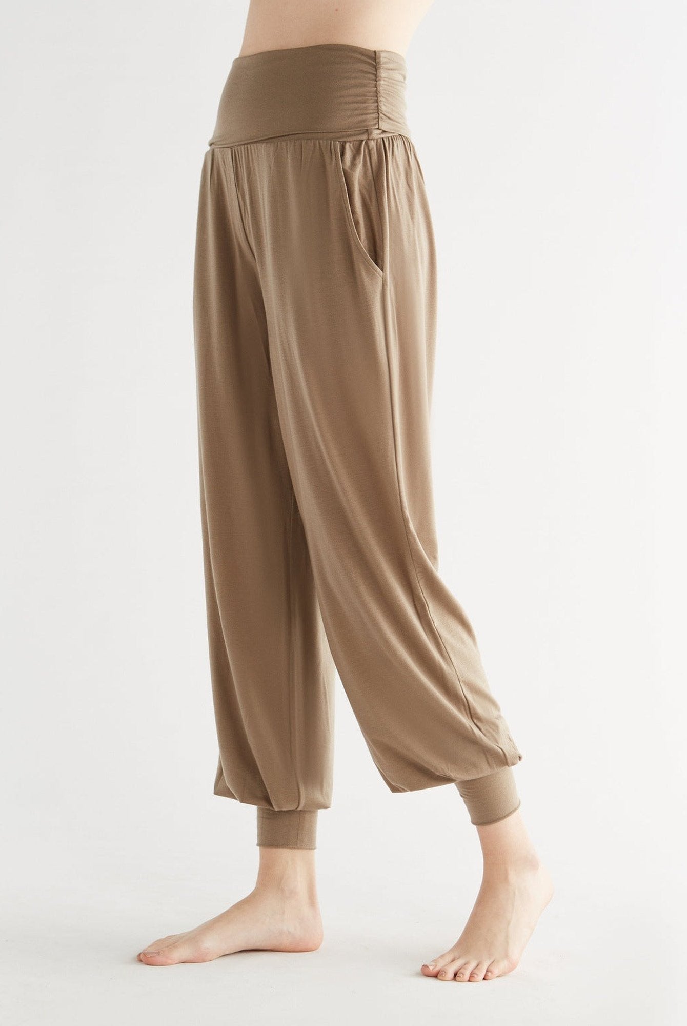 Yoga-Hose aus TENCEL™ Lyocell - Evermind.eco