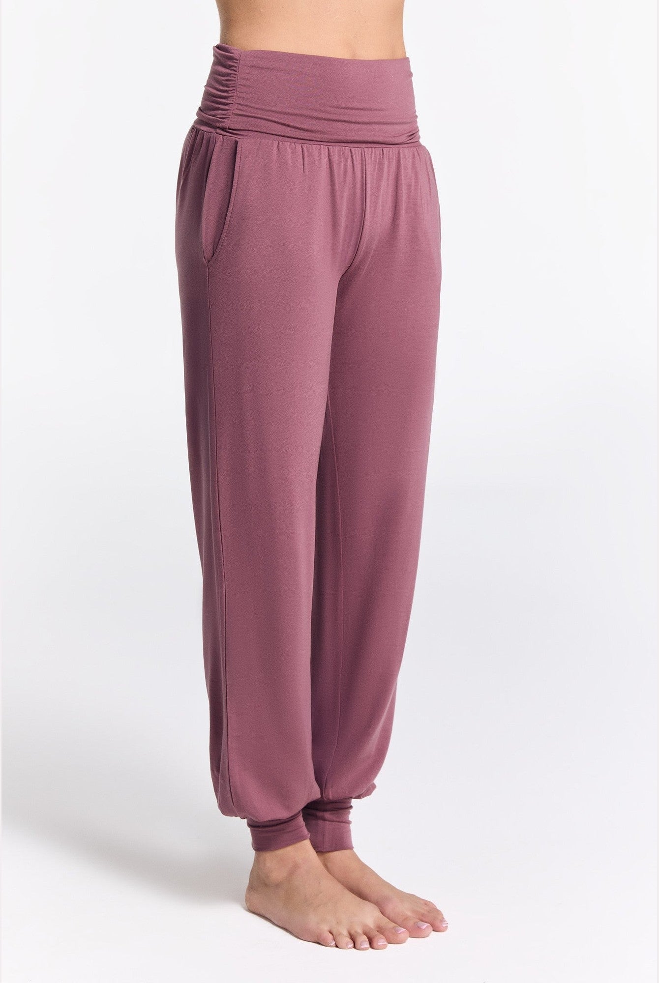 Yoga-Hose aus TENCEL™ Lyocell - Evermind.eco