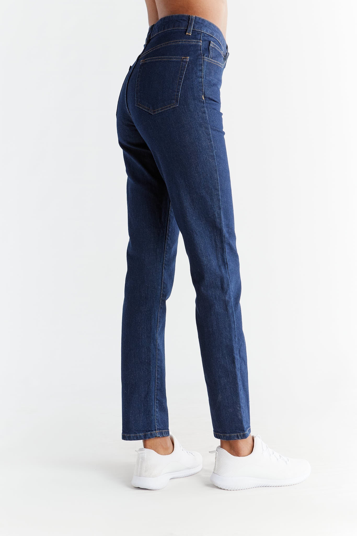 Damen Regular Fit Jeans aus Bio-Baumwolle - Evermind.eco