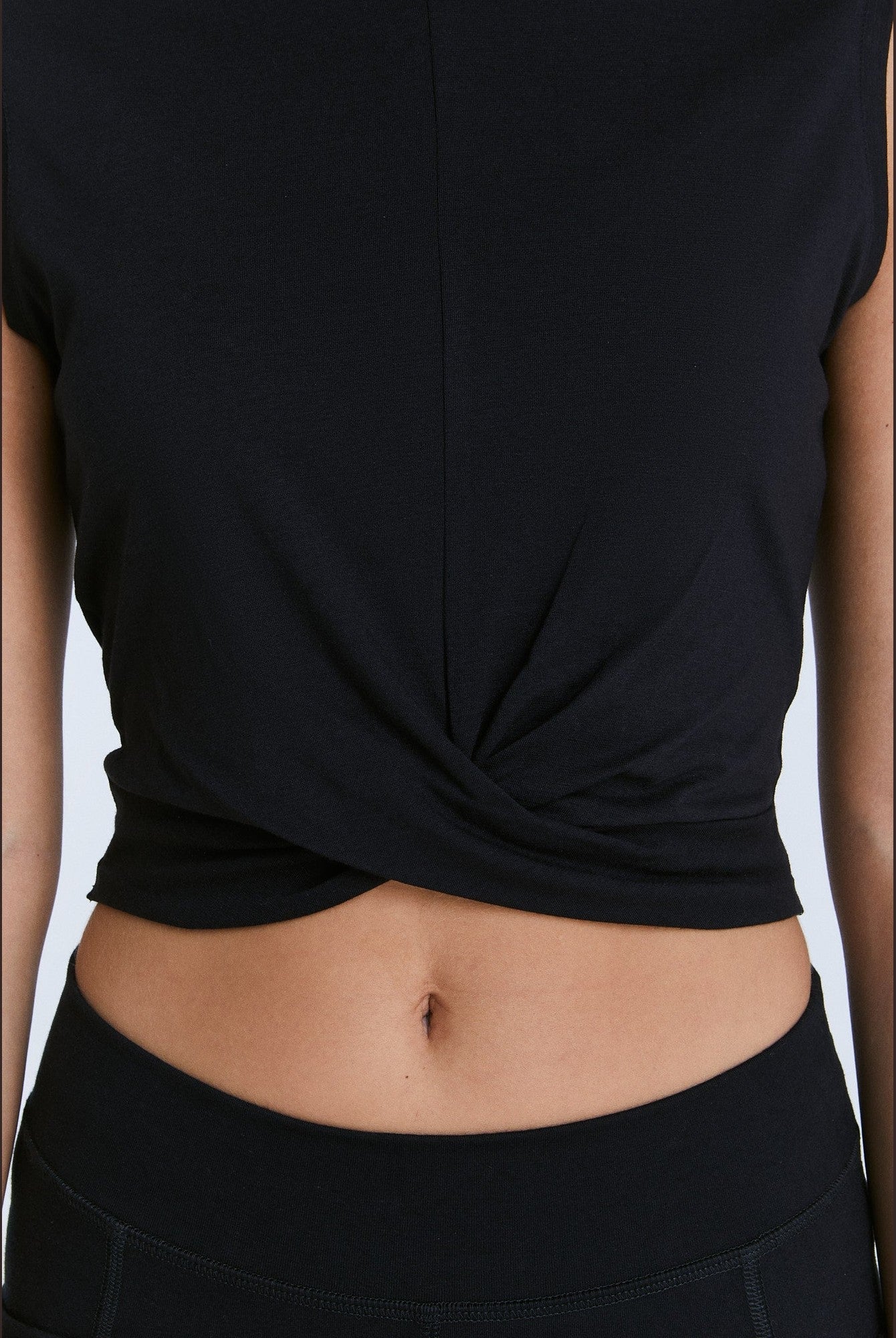 Damen Twist Tanktop aus Bio-Baumwolle - Evermind.eco