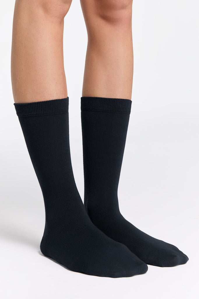 1301 | Unisex Socks - Black