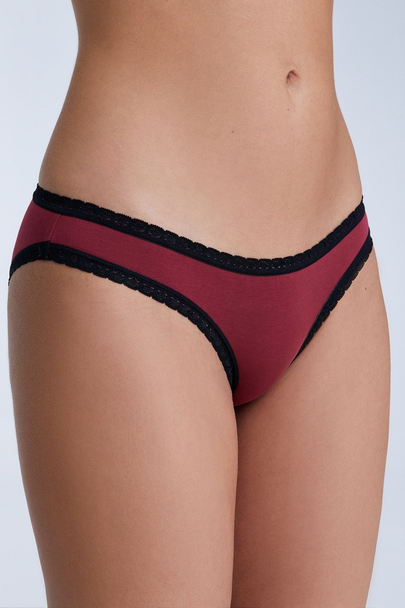 Bio-Baumwoll-Slip mit Spitze - Evermind.eco