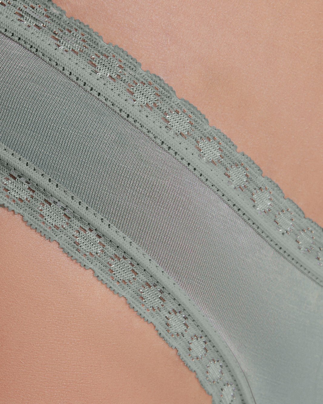 Bio-Baumwoll-Slip mit Spitze - Evermind.eco