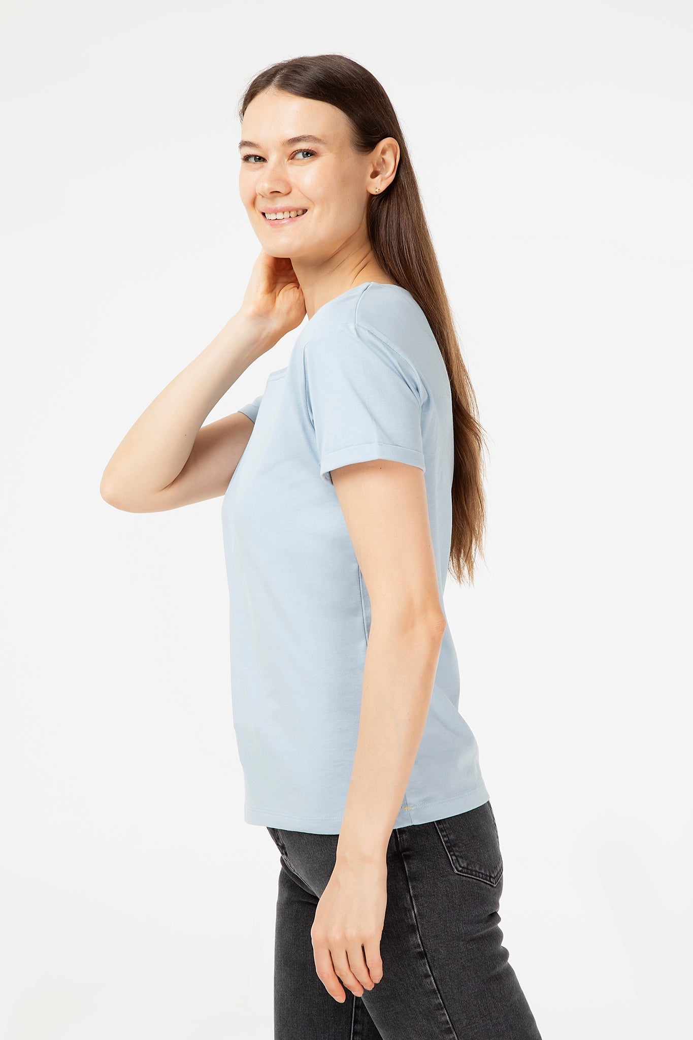 Bio-Baumwoll T-Shirt mit Turn-Up-Ärmeln - Evermind.eco