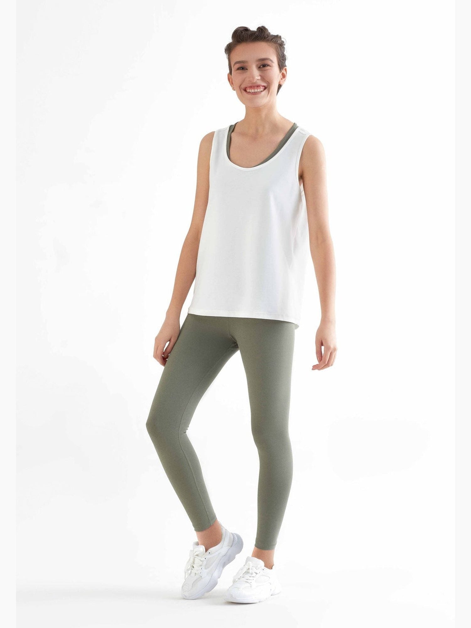 Damen 7/8 Leggings recycelt - Evermind.eco