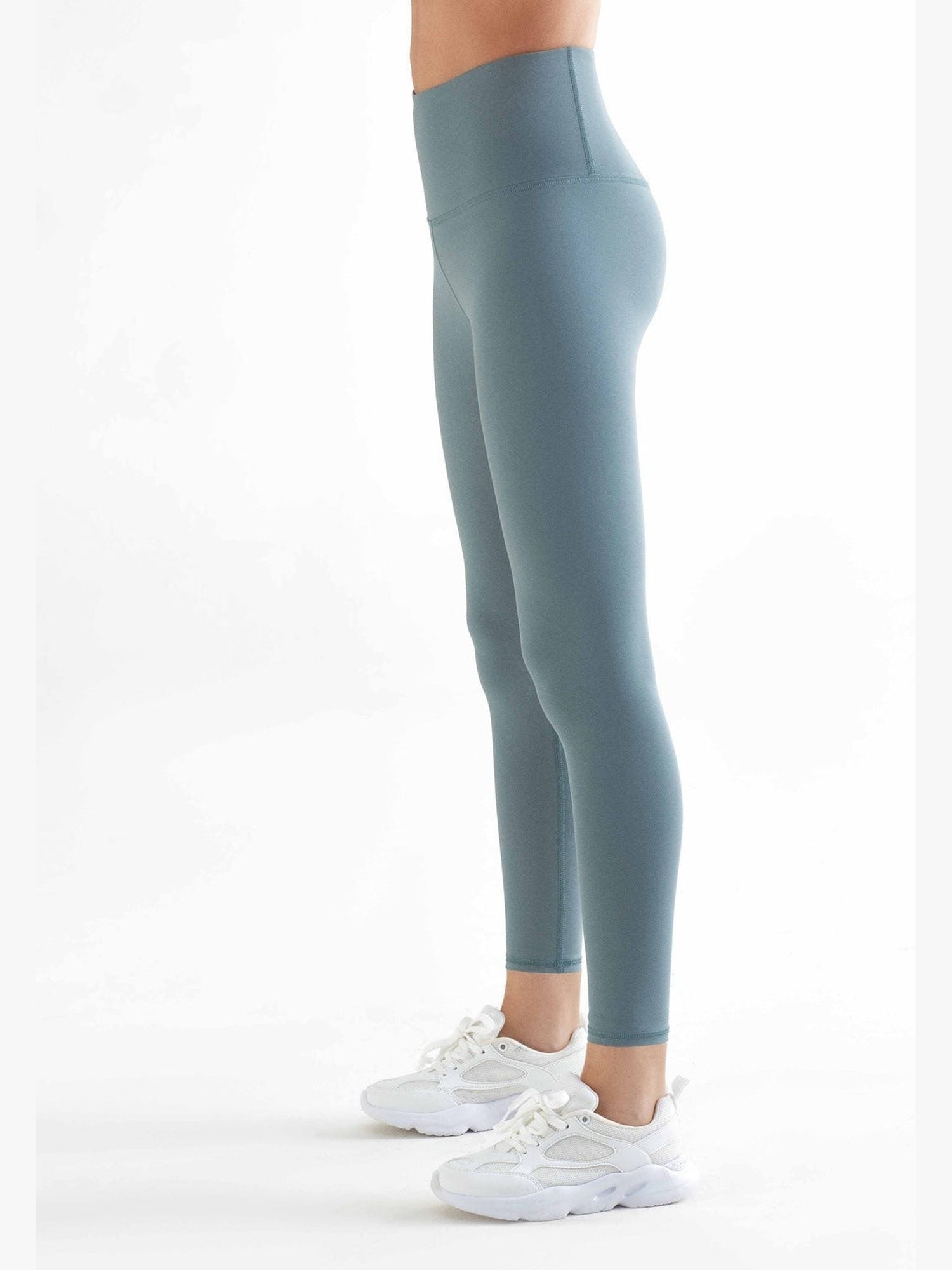 Damen 7/8 Leggings recycelt - Evermind.eco