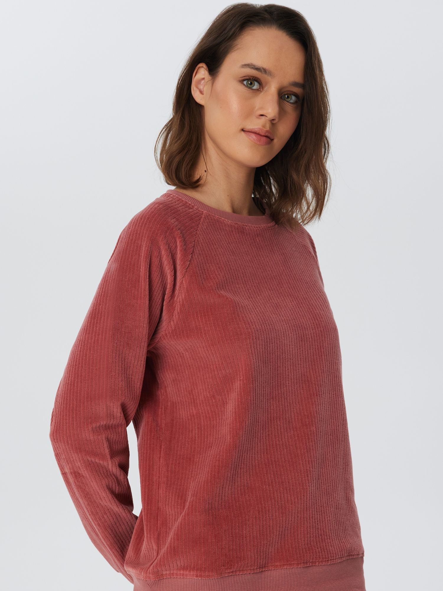 Damen Bio-Baumwoll Nicki-Cord Sweatshirt - Evermind.eco