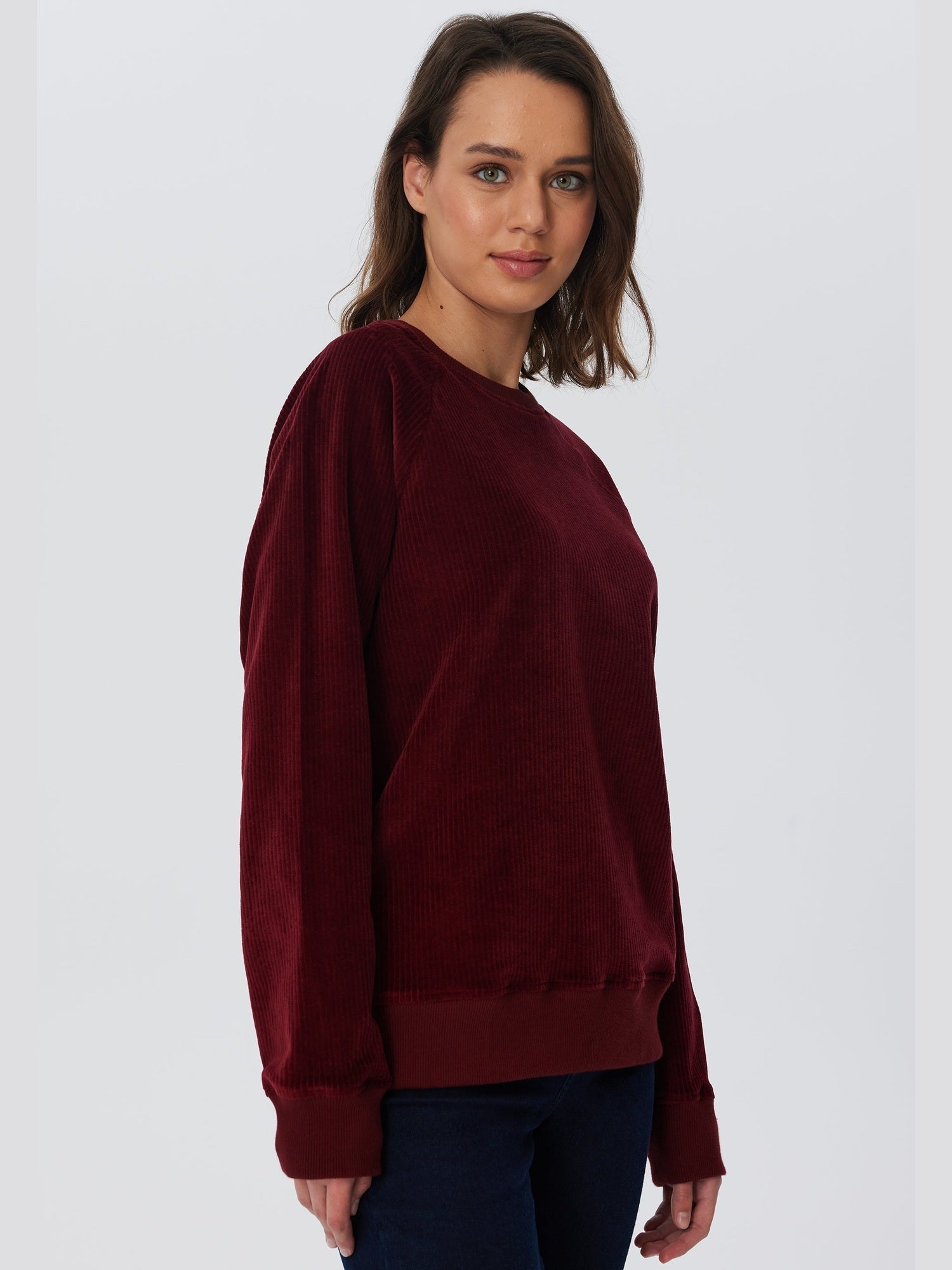 Damen Bio-Baumwoll Nicki-Cord Sweatshirt - Evermind.eco