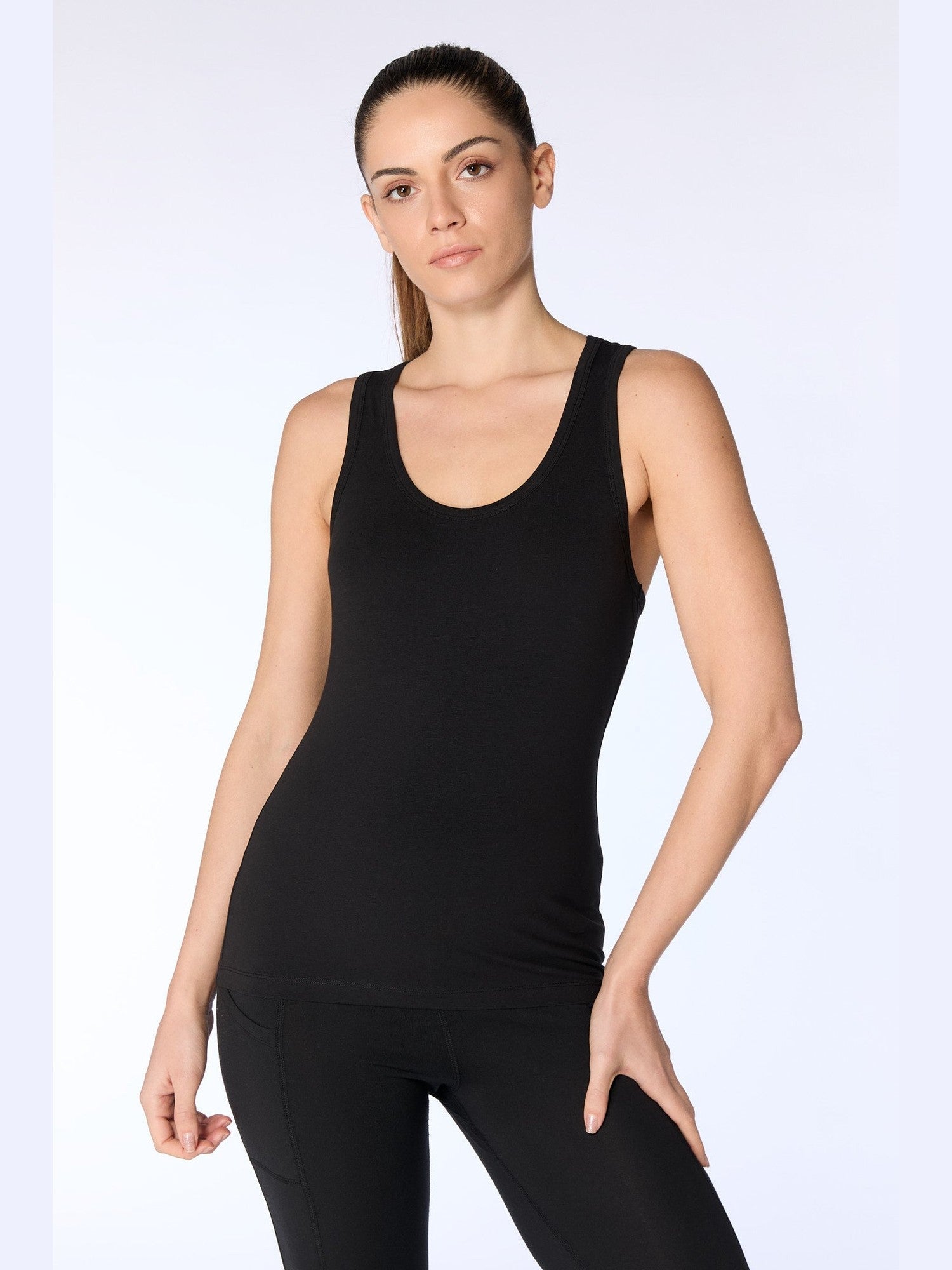 Damen Bio-Baumwoll-Racerback-Top - Evermind.eco