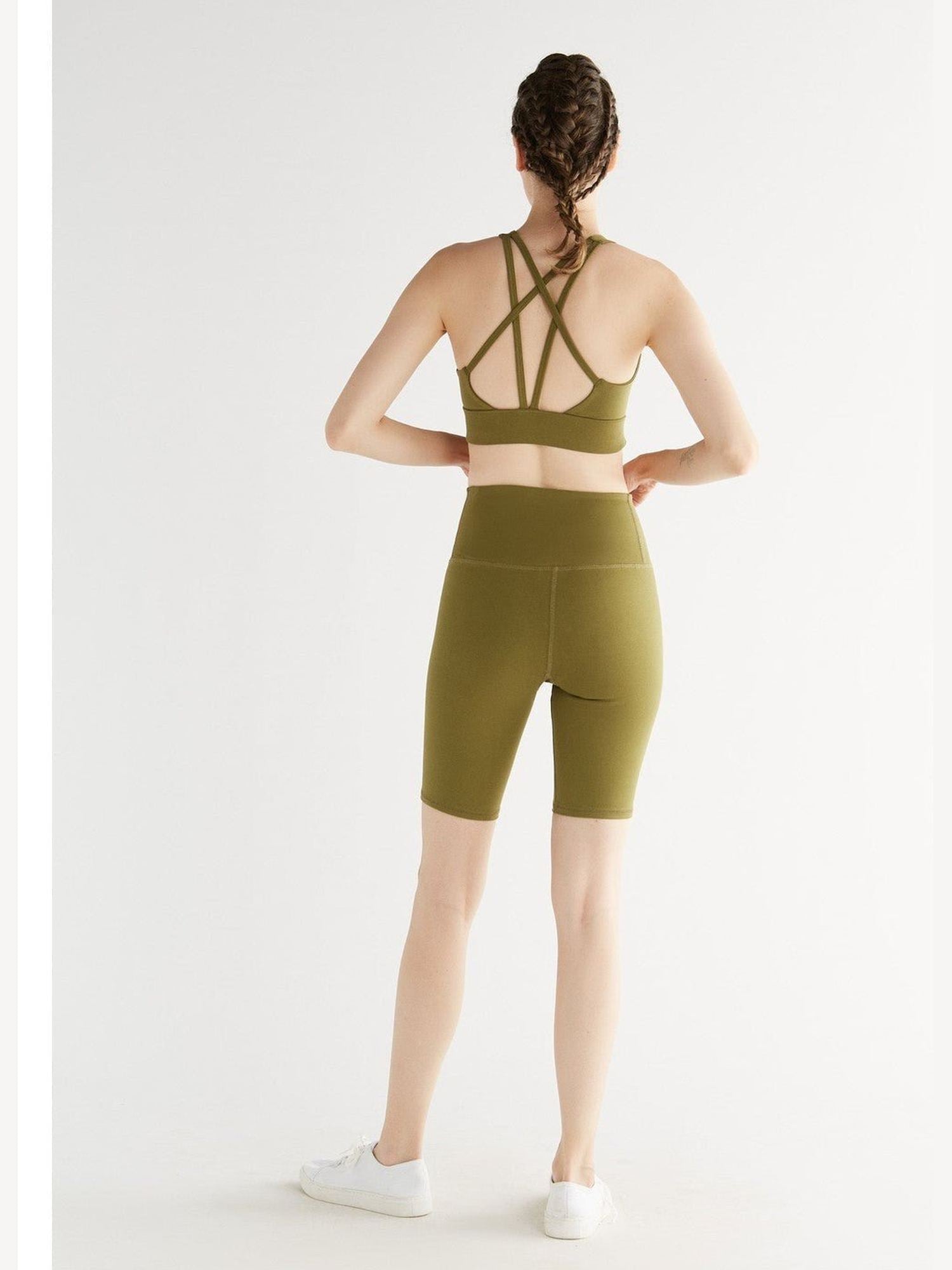 Damen Fit Shorts aus Bio-Baumwolle - Evermind.eco