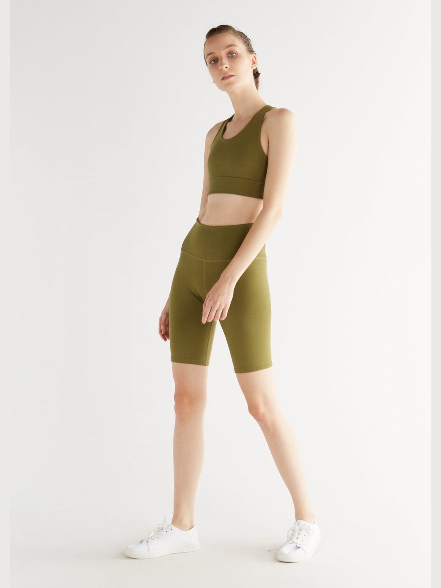 Damen Fit Shorts aus Bio-Baumwolle - Evermind.eco