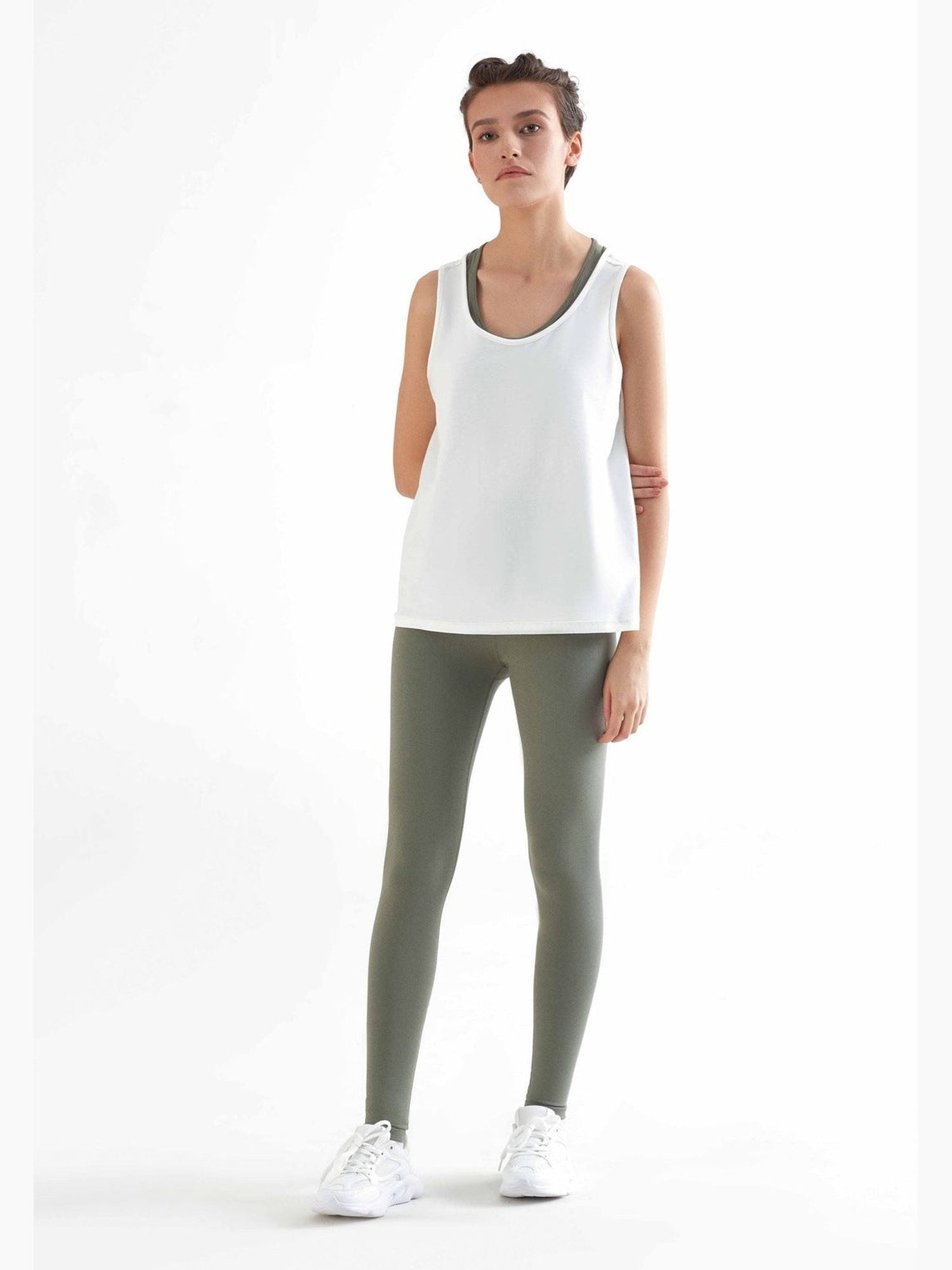 Damen Leggings recycelt - Evermind.eco