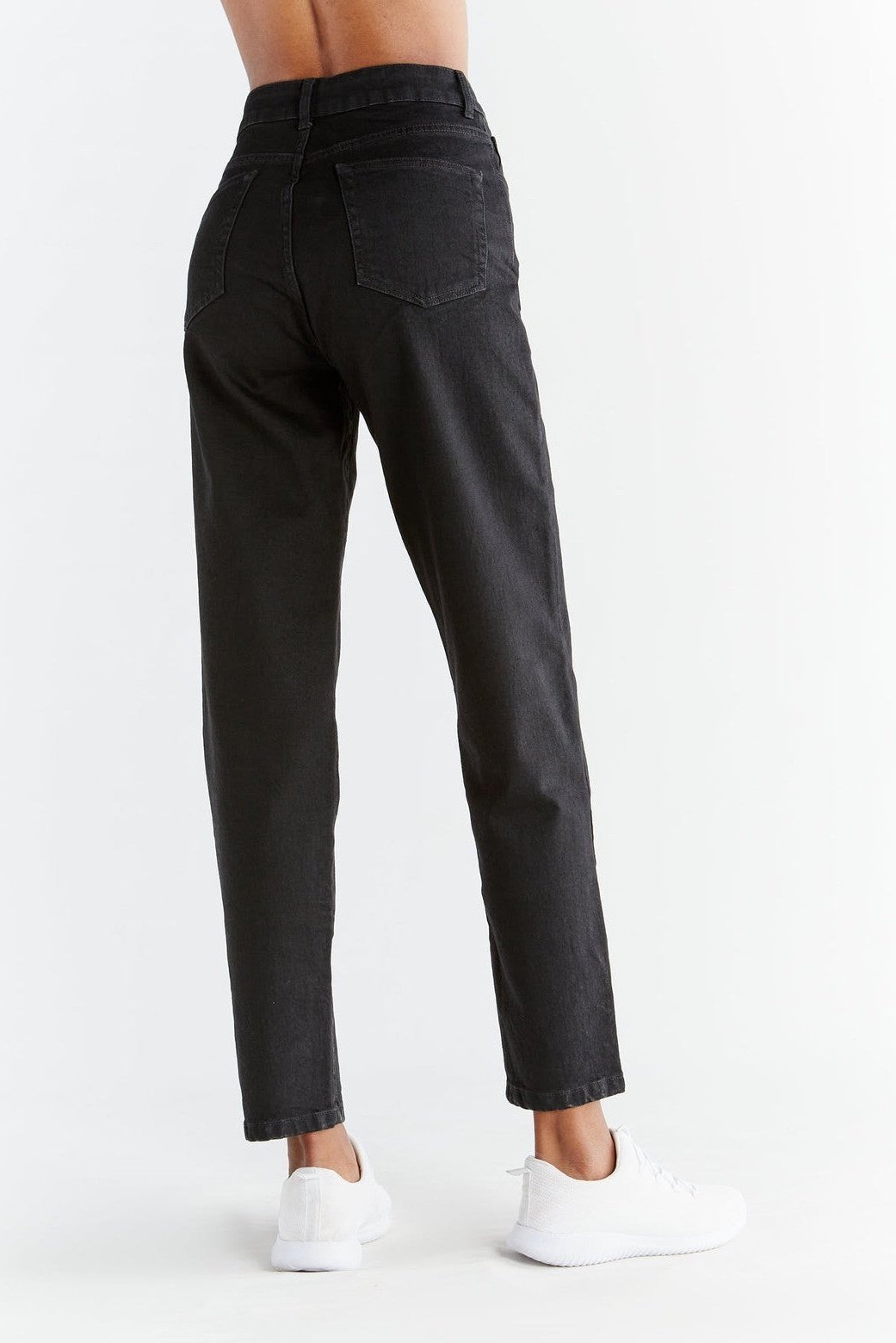 Damen Momfit Jeans aus Bio-Baumwolle - Evermind.eco