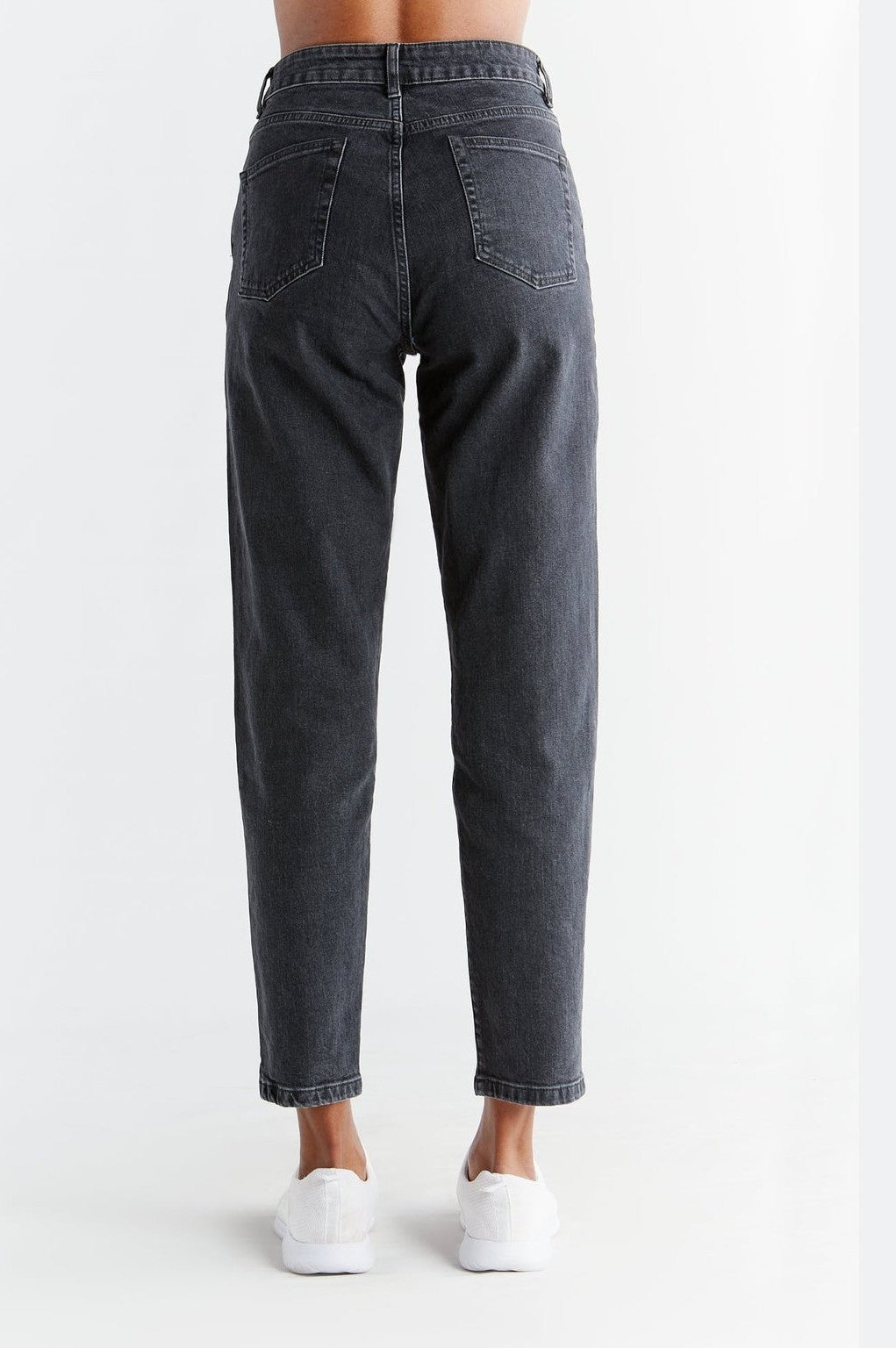 Damen Momfit Jeans aus Bio-Baumwolle - Evermind.eco