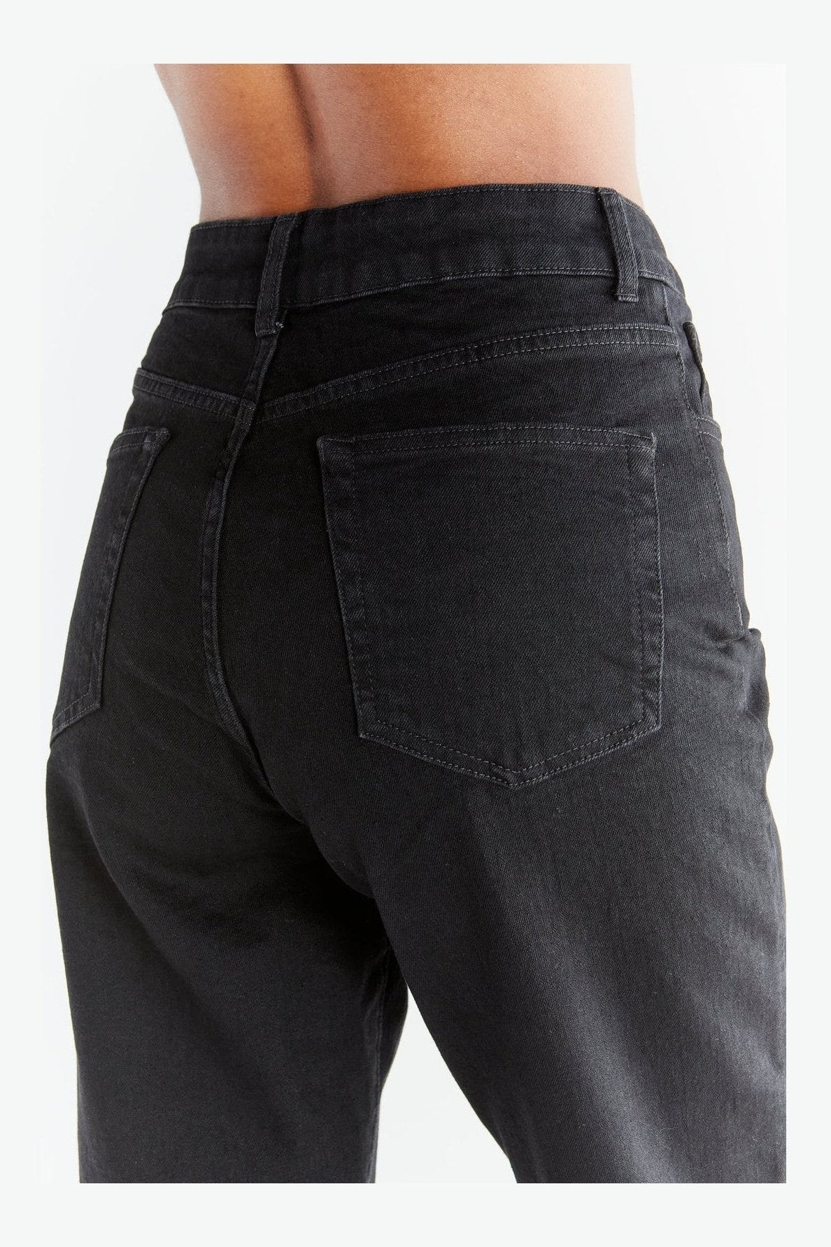 Damen Momfit Jeans aus Bio-Baumwolle - Evermind.eco