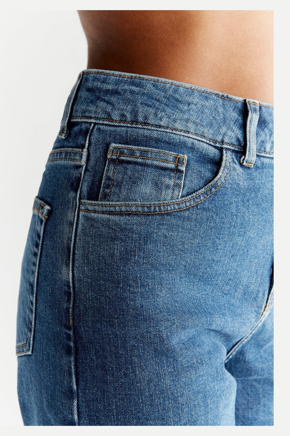 Damen Momfit Jeans aus Bio-Baumwolle - Evermind.eco