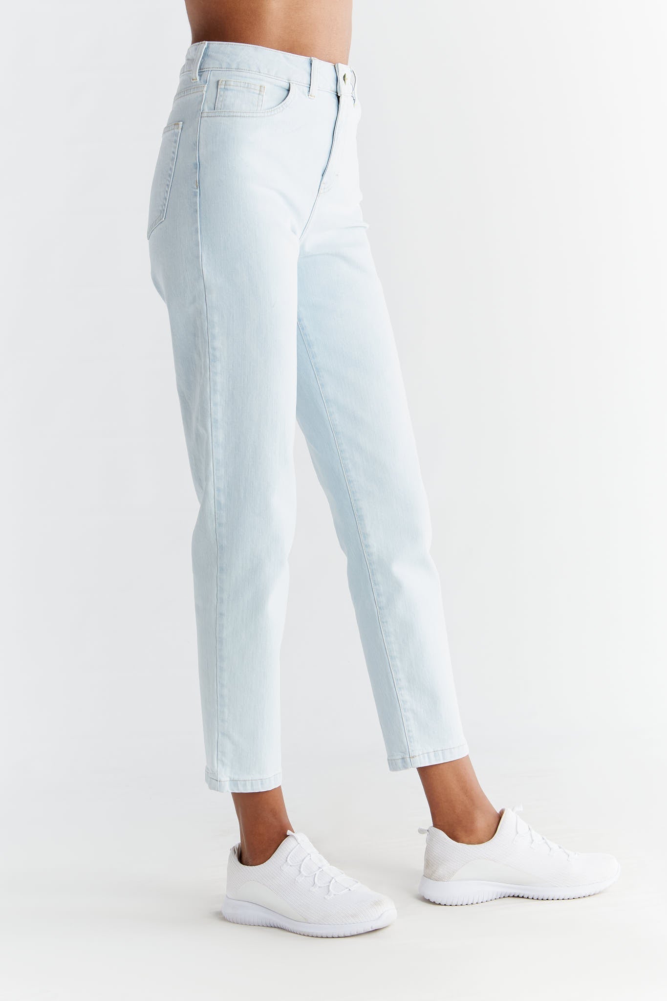 Damen Momfit Jeans aus Bio-Baumwolle - Evermind.eco