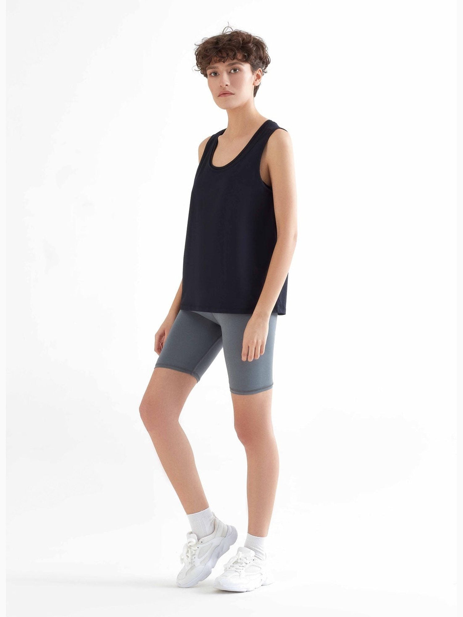 Damen Radlerhose recycelt - Evermind.eco