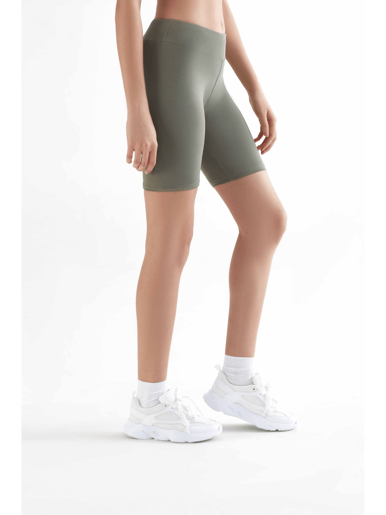 Damen Radlerhose recycelt - Evermind.eco