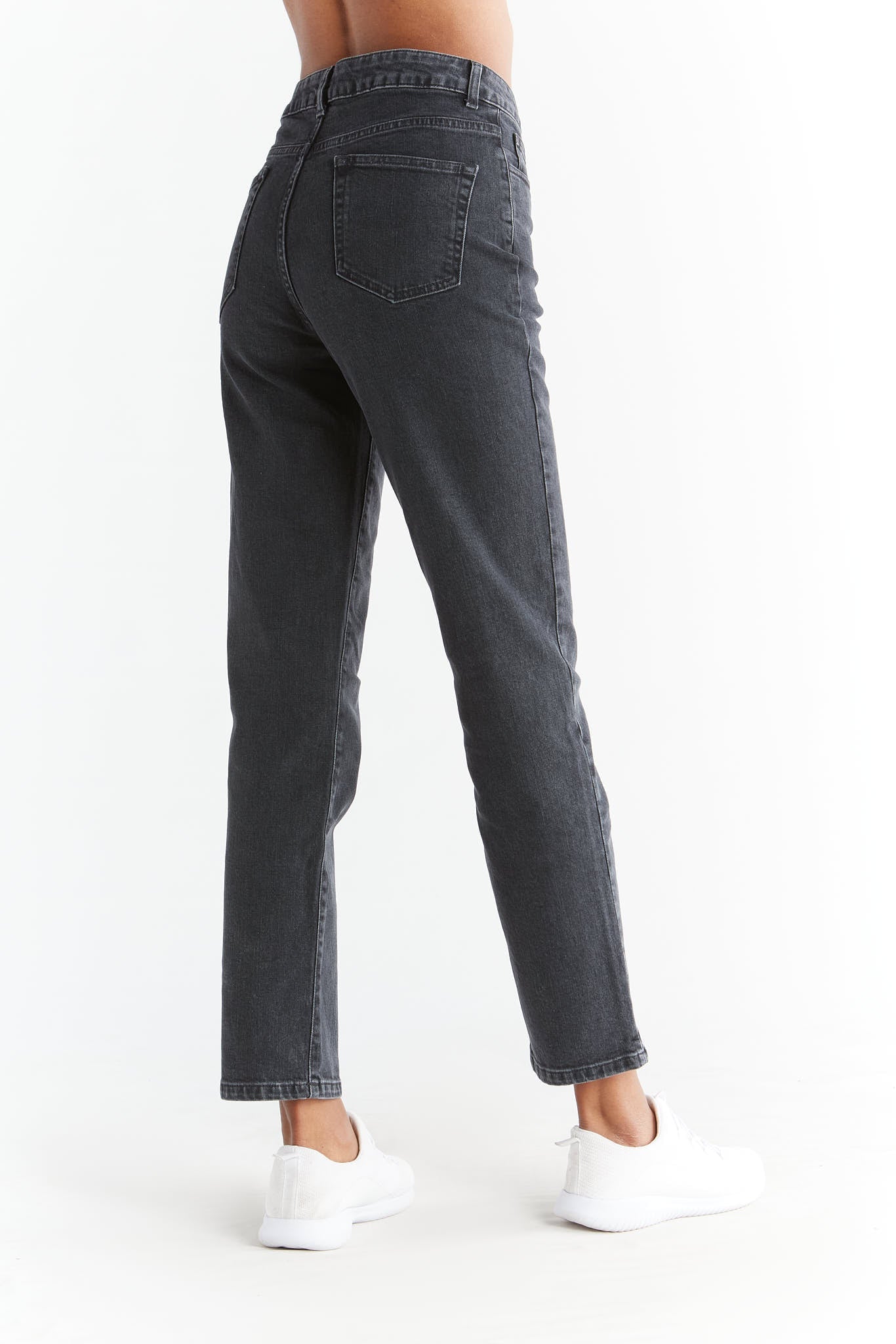 Damen Regular Fit Jeans aus Bio-Baumwolle - Evermind.eco