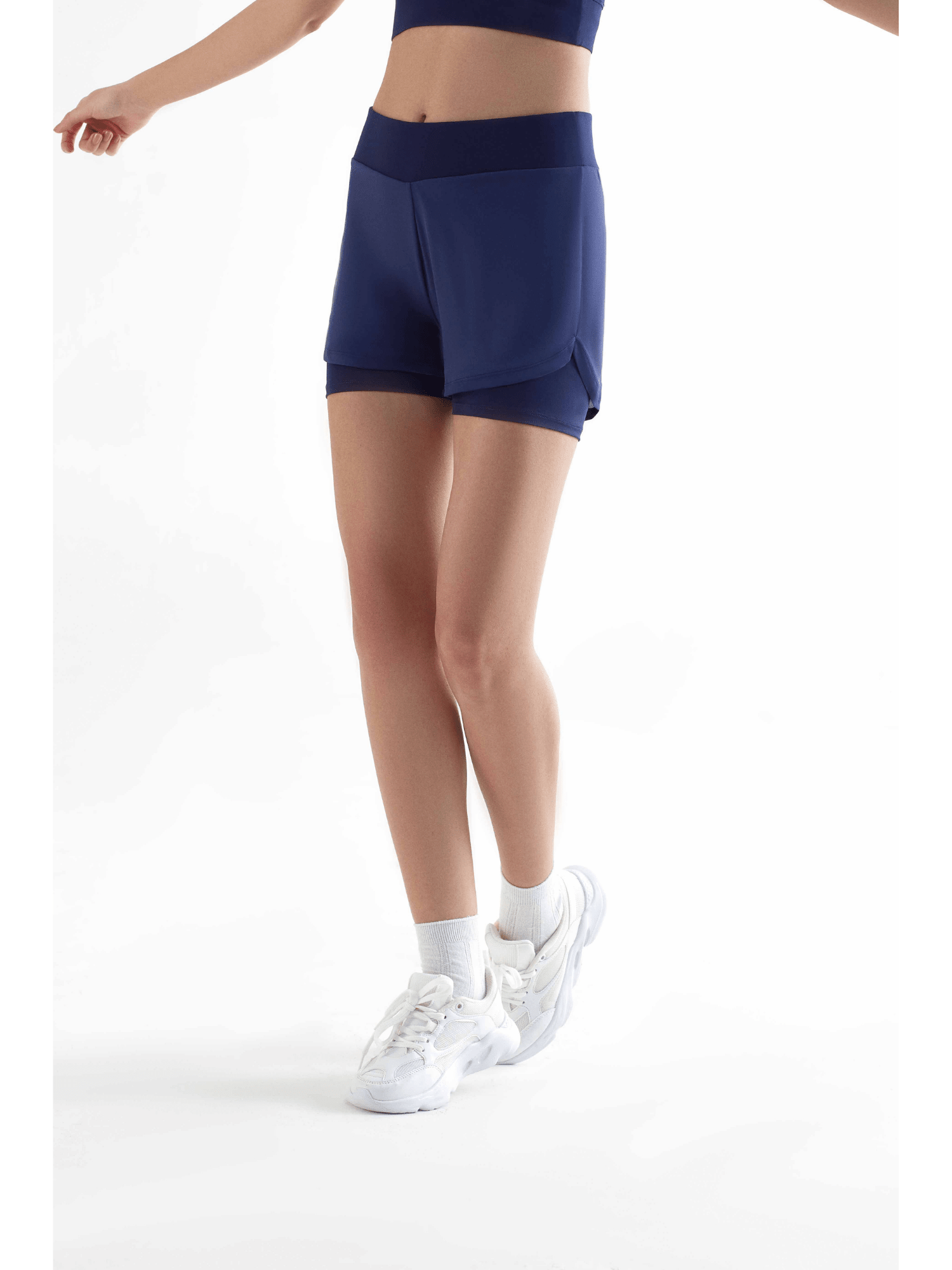 Damen Sport Shorts aus recyceltem Polyester - Evermind.eco