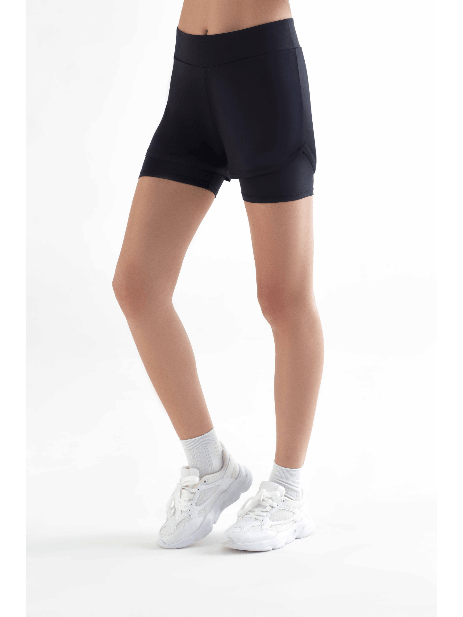 Damen Sport Shorts aus recyceltem Polyester - Evermind.eco