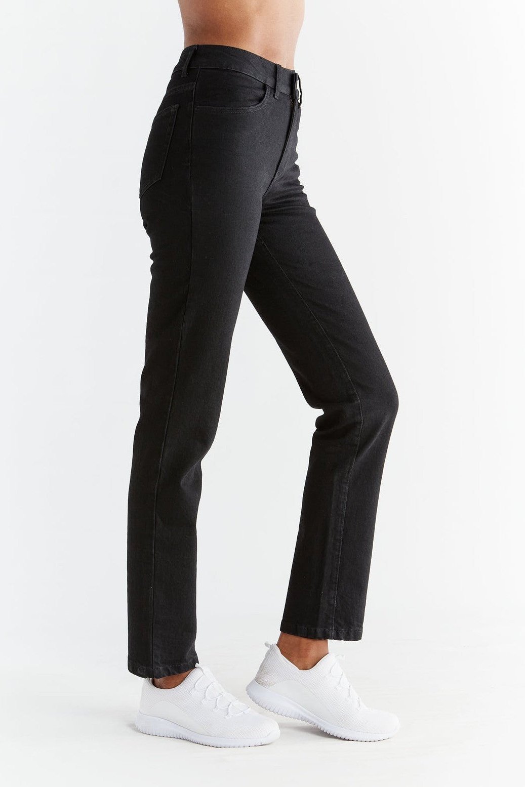 Damen Straight Fit Jeans aus Bio-Baumwolle - Evermind.eco