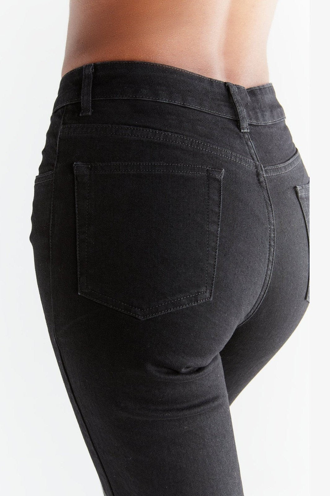 Damen Straight Fit Jeans aus Bio-Baumwolle - Evermind.eco