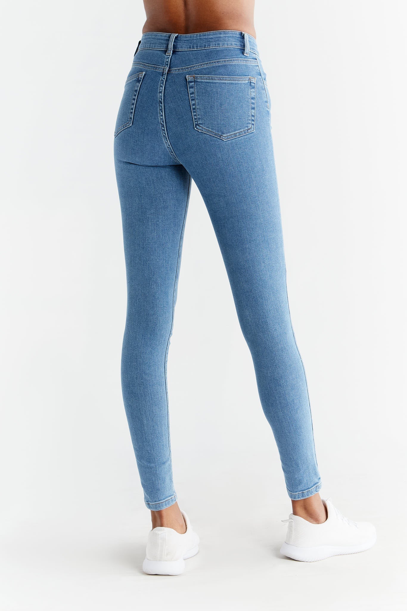 Damen Stretch Skinny Fit Jeans aus Bio-Baumwolle - Evermind.eco