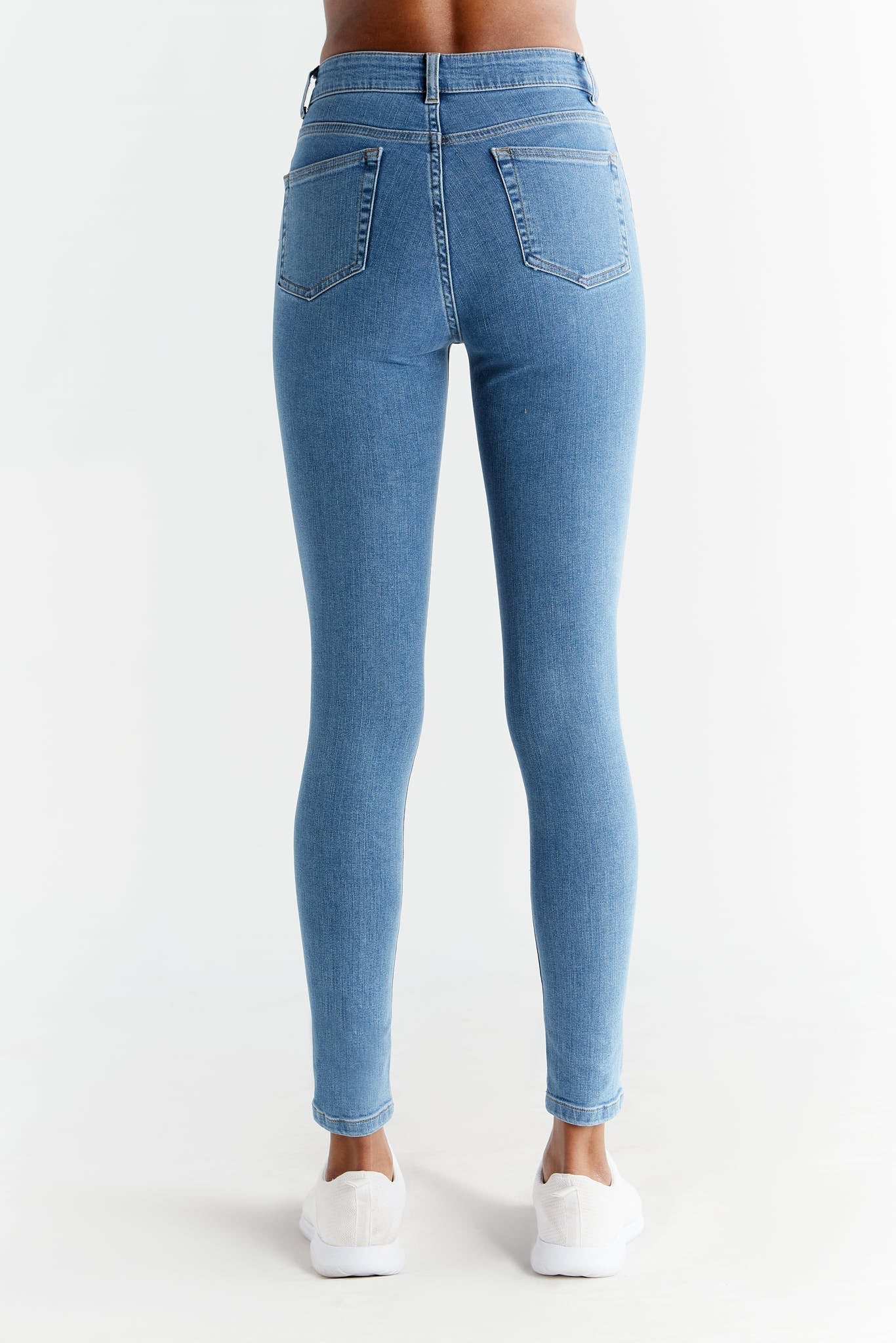 Damen Stretch Skinny Fit Jeans aus Bio-Baumwolle - Evermind.eco