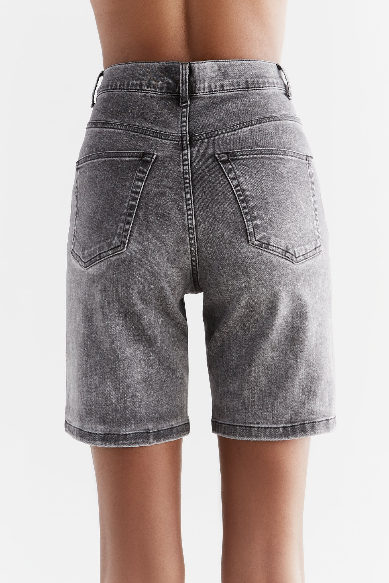 Damen Super Stretch Denim Shorts - Evermind.eco