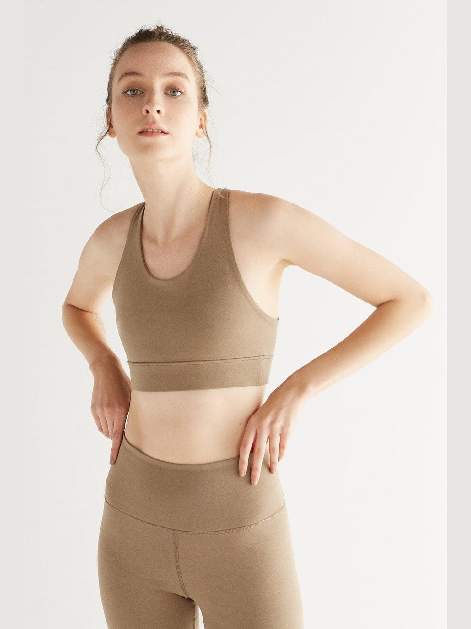 Damen Yoga Top recycelt - Evermind.eco