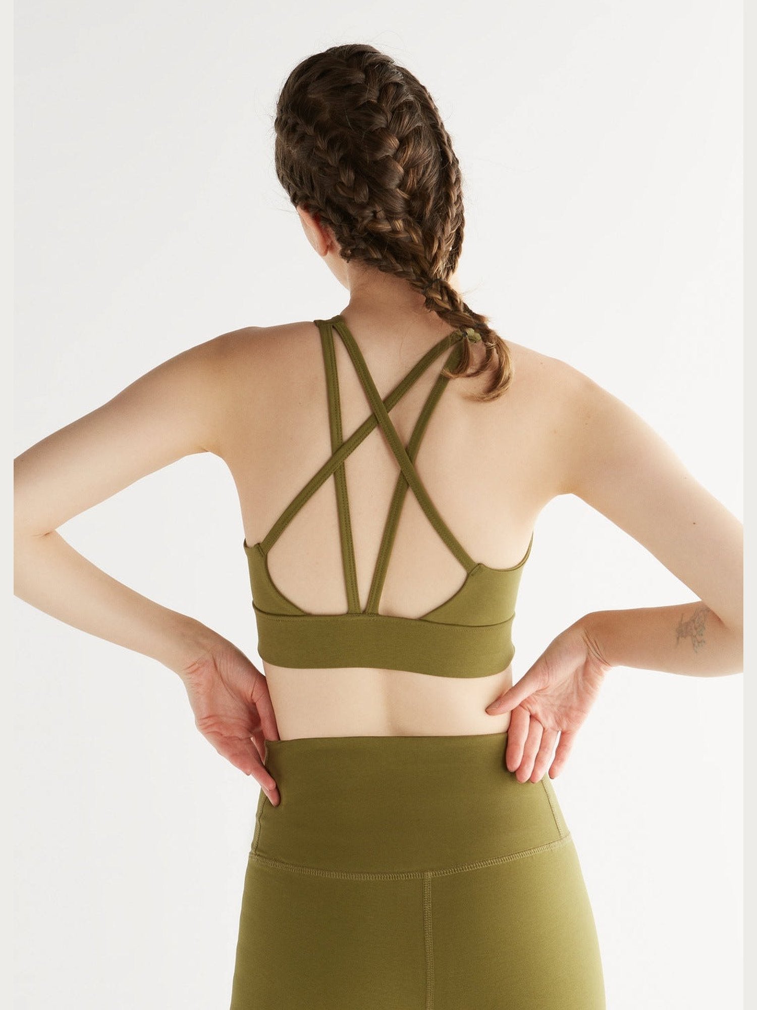 Damen Yoga Top recycelt - Evermind.eco