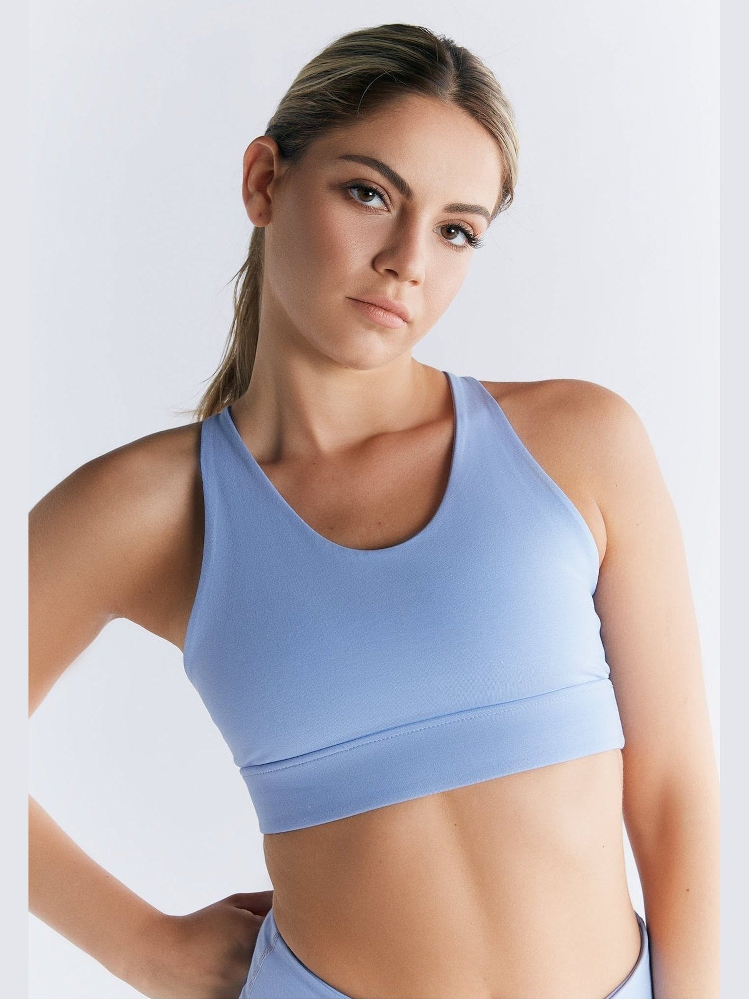 Damen Yoga Top recycelt - Evermind.eco