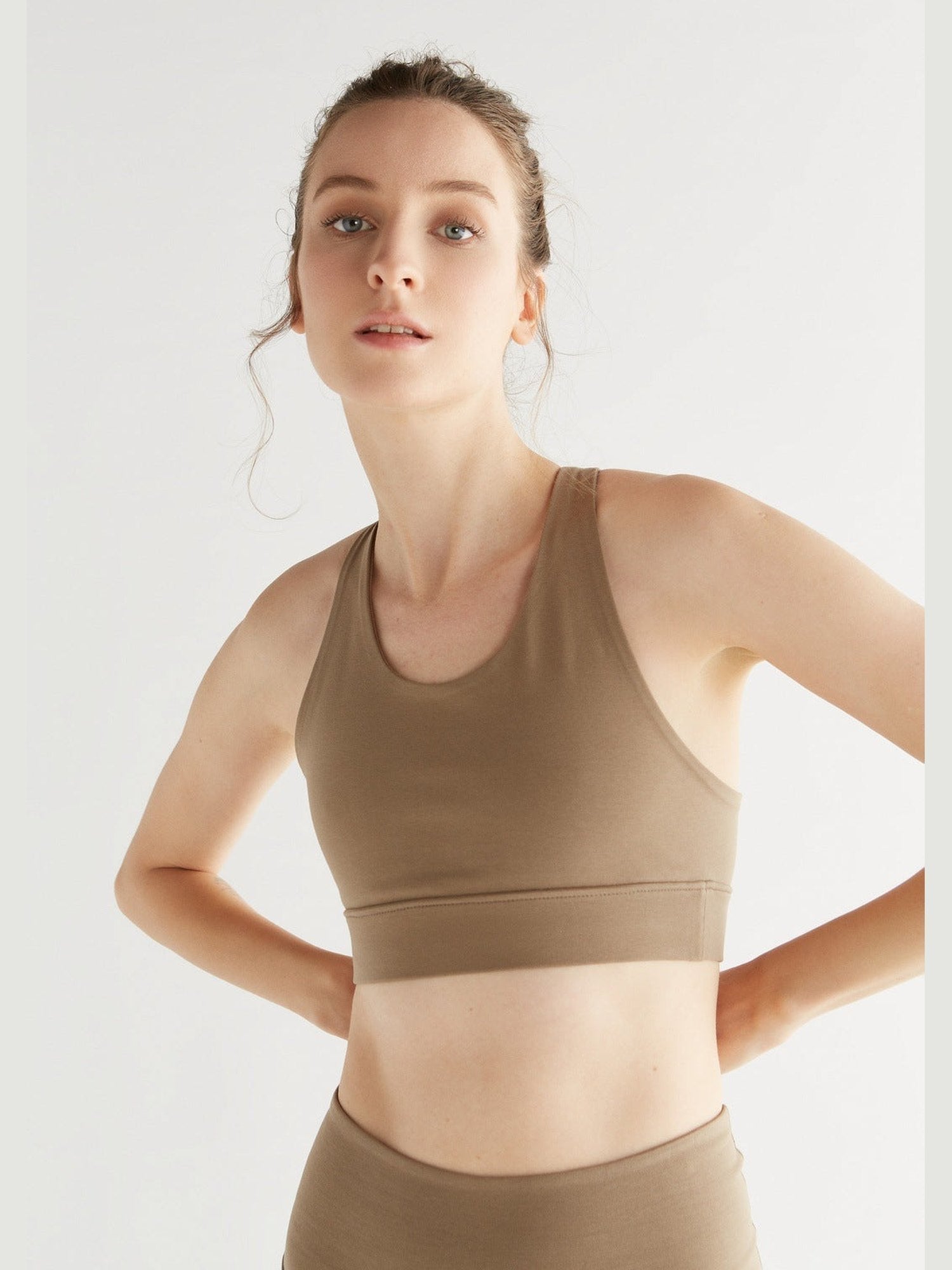 Damen Yoga Top recycelt - Evermind.eco