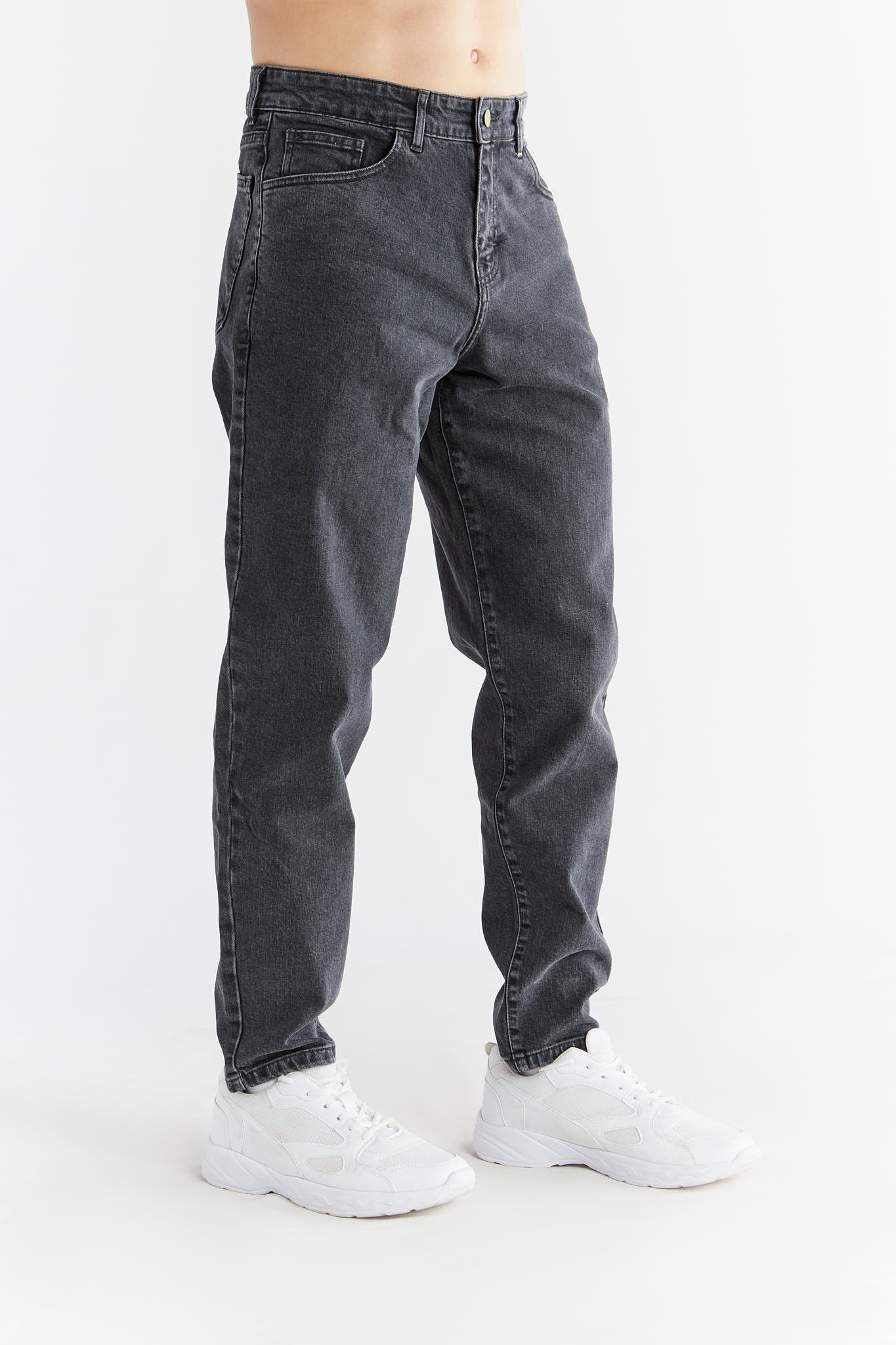 Herren Carrot Fit Jeans aus Bio-Baumwolle - Evermind.eco