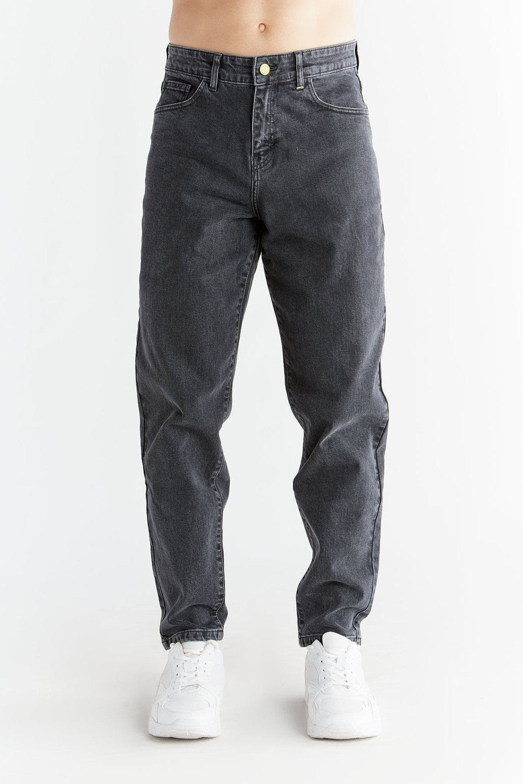 Herren Carrot Fit Jeans aus Bio-Baumwolle - Evermind.eco