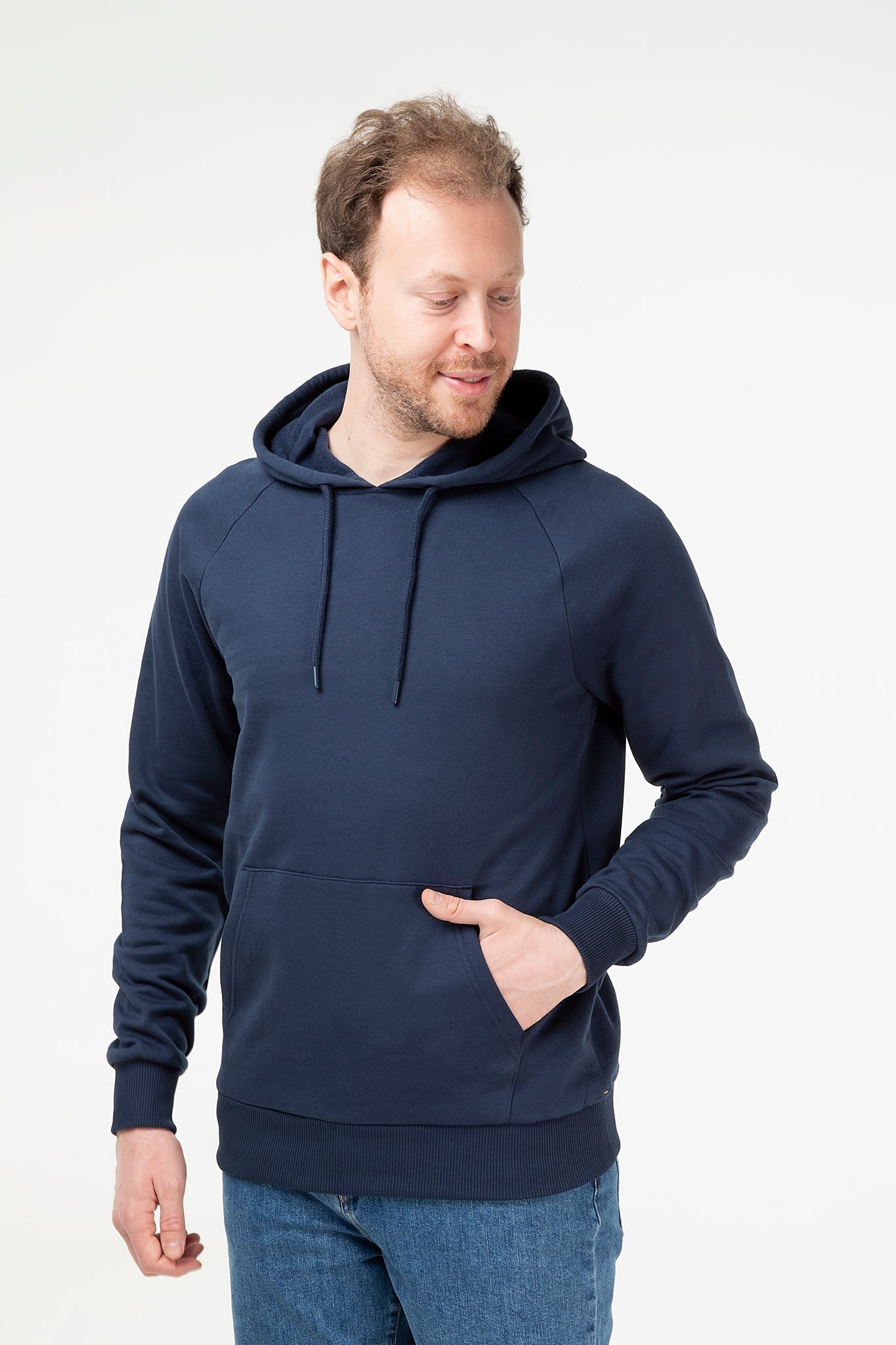 Unisex Raglan Hoodie aus Bio-Baumwolle - Evermind.eco
