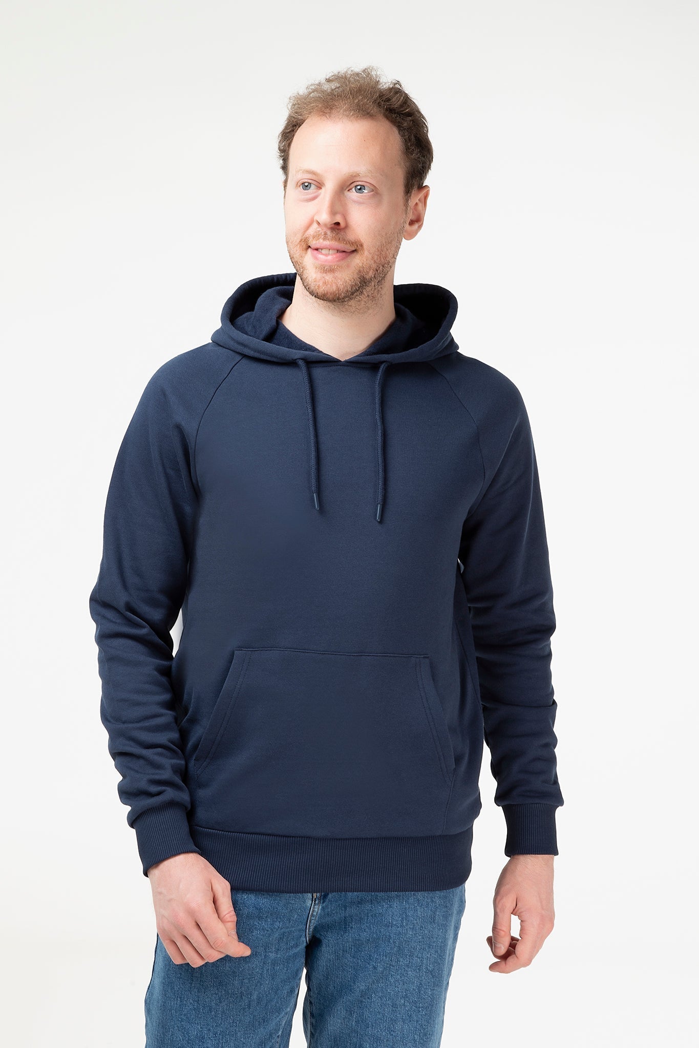 Unisex Raglan Hoodie aus Bio-Baumwolle - Evermind.eco