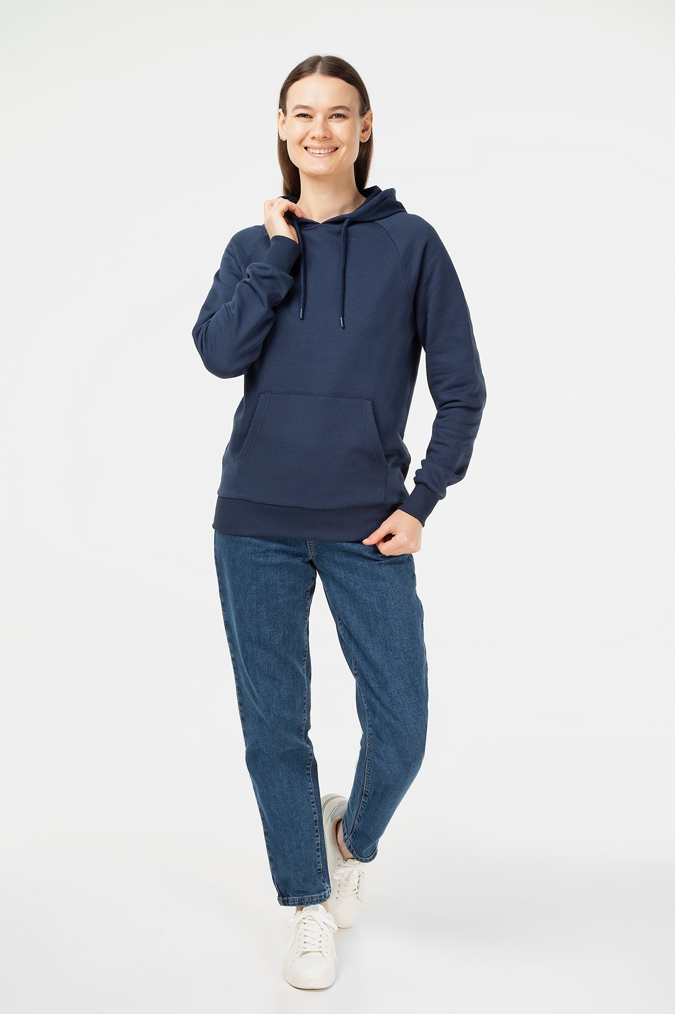 Unisex Raglan Hoodie aus Bio-Baumwolle - Evermind.eco